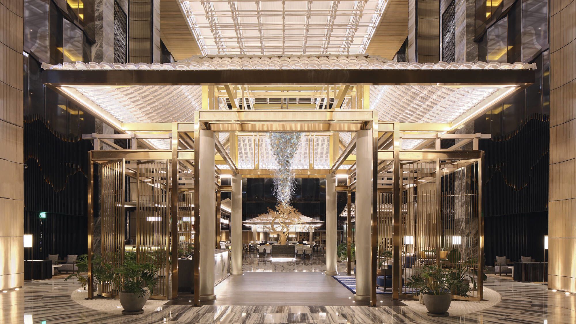 Okura Manila: Reception