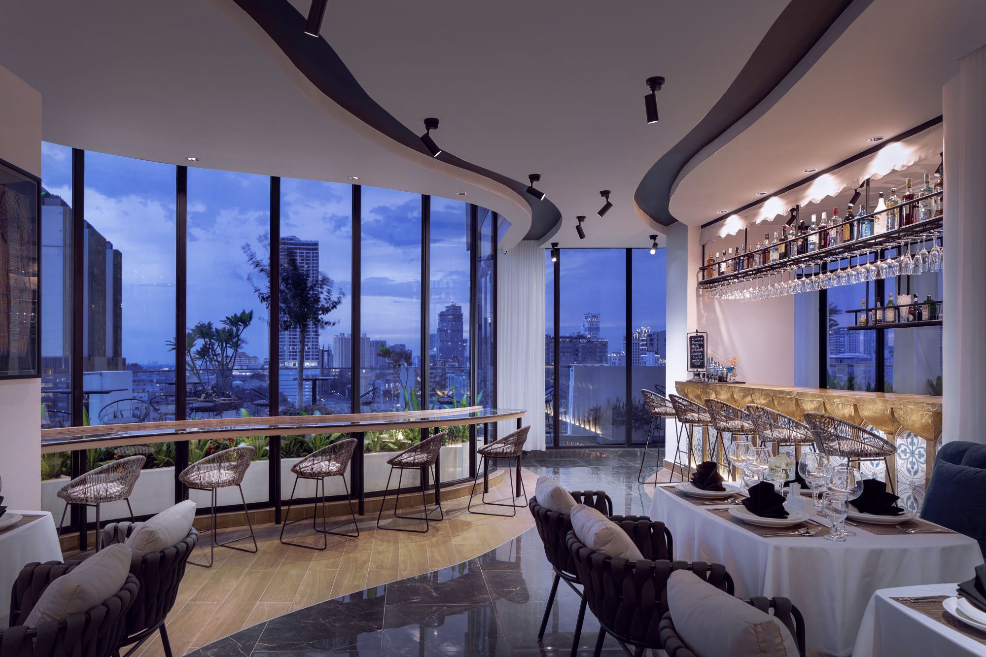 Chaiya Palace Hotel à Phnom Penh:  Sky Bar