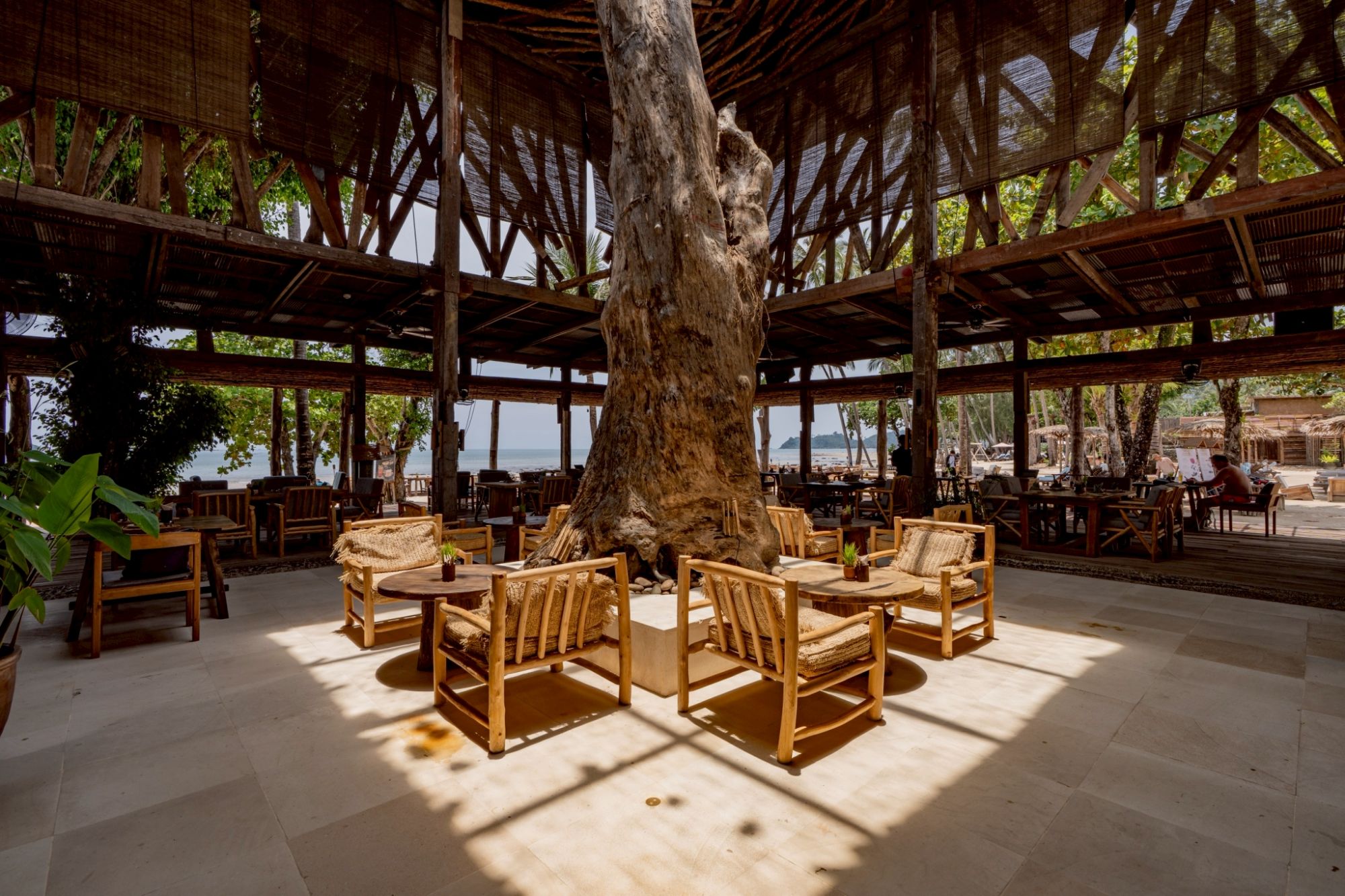Dinso Resort & Villas Ko Chang Vignette Collection: Castaway Beach Club