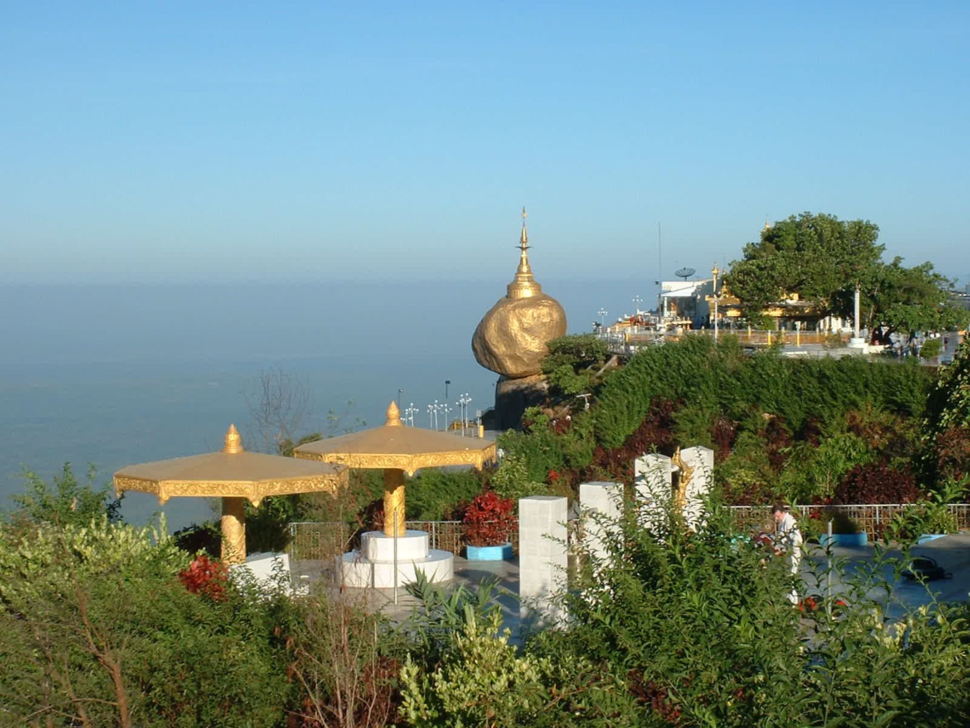La pagode de Kyaiktiyo & le rocher d'or de Yangon: Golden Rock