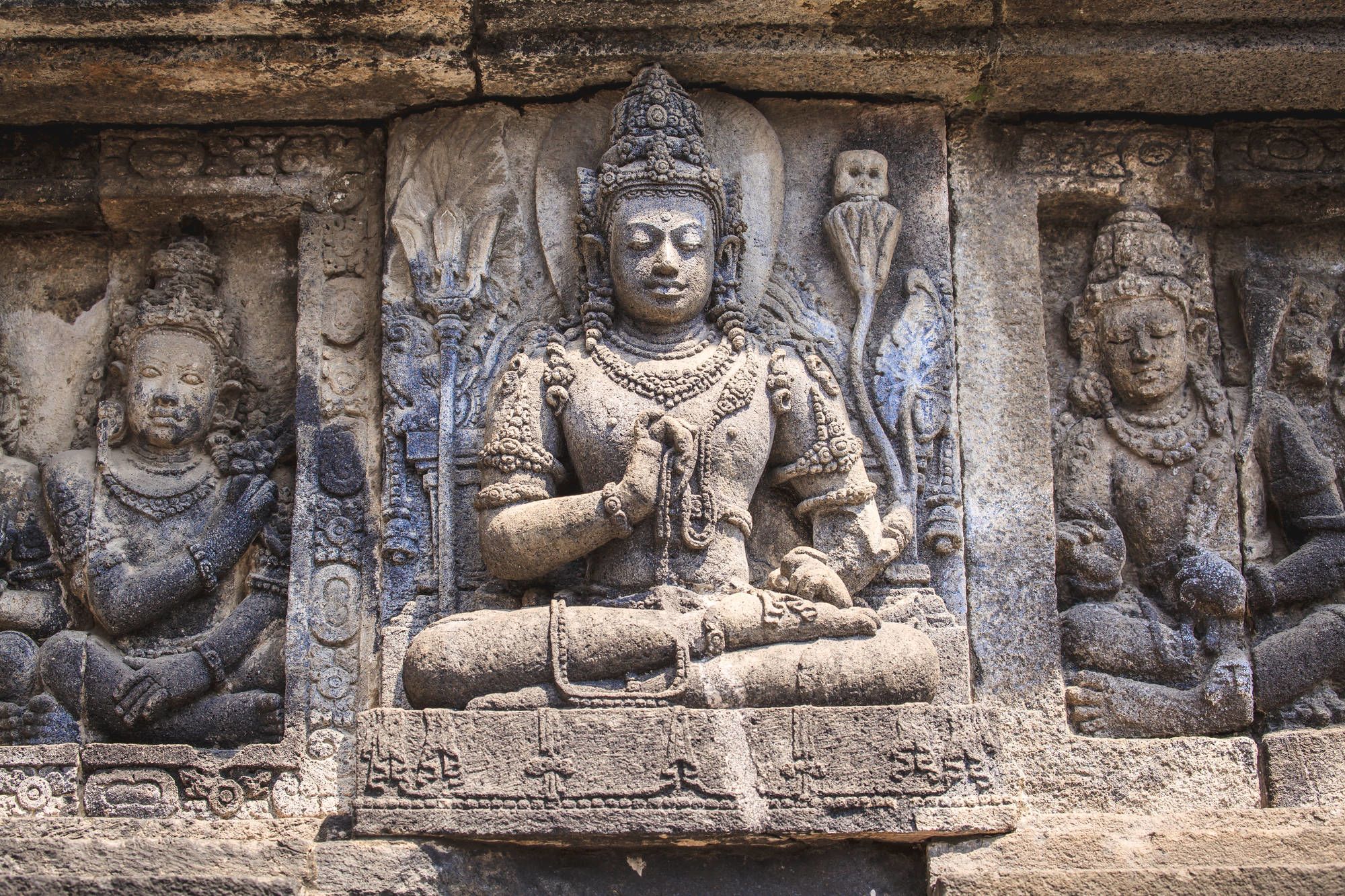 Java-Bali pour les fins connaisseurs de Yogyakarta: Yogyakarta Prambanan Temple Sonte Bas Relief