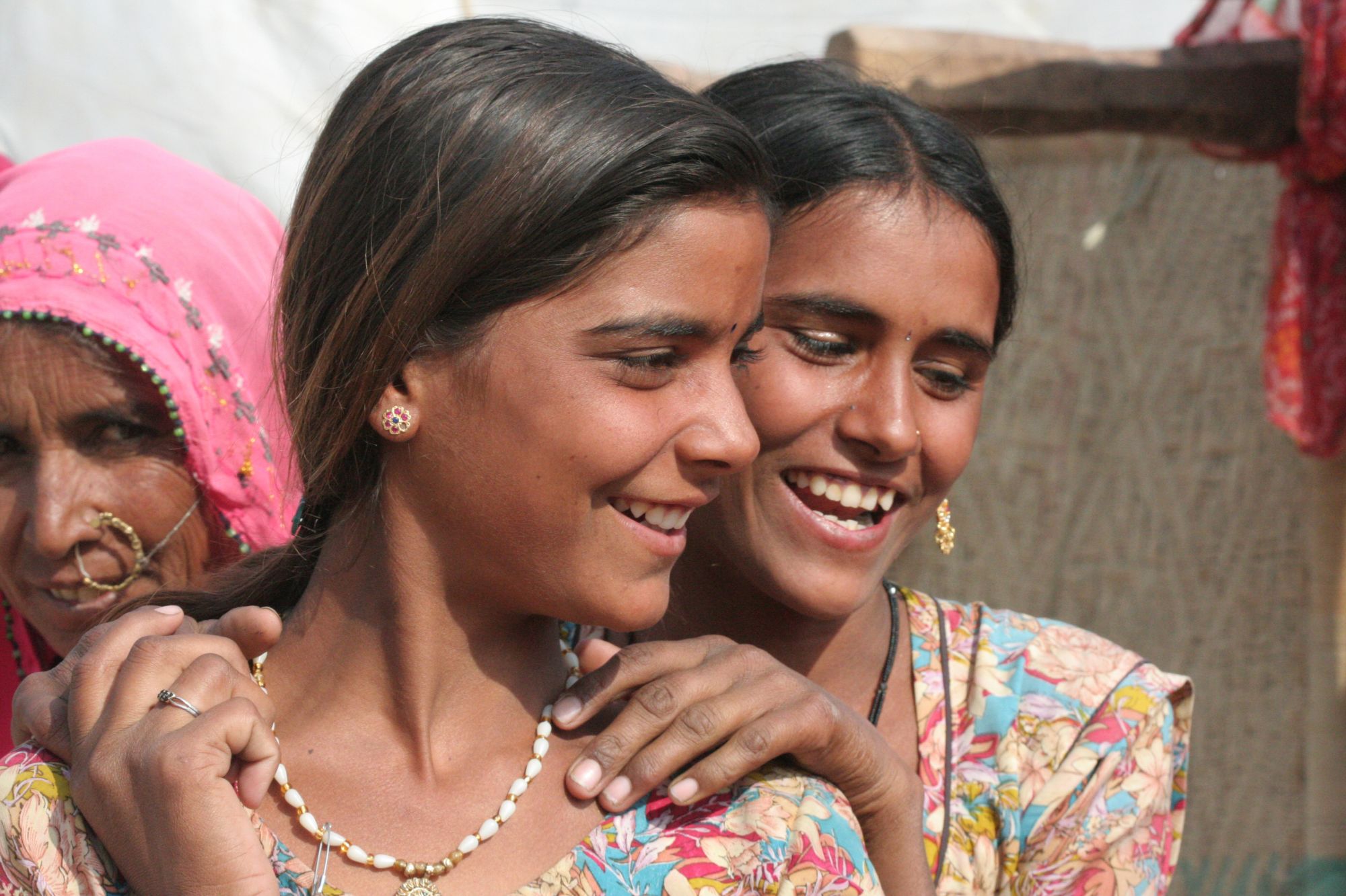 Triangle d'Or de Delhi: Rajasthan: Two Village Girls