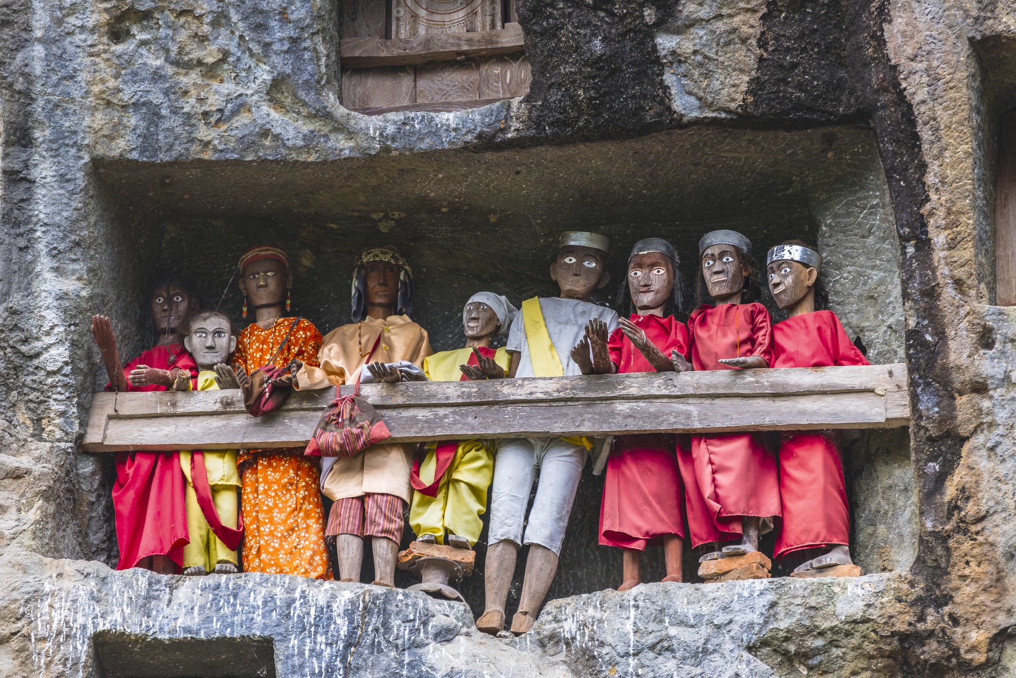 Sulawesi-Torajaland Rundreise ab Makassar: Sulawesi Toraja Lemo Graves