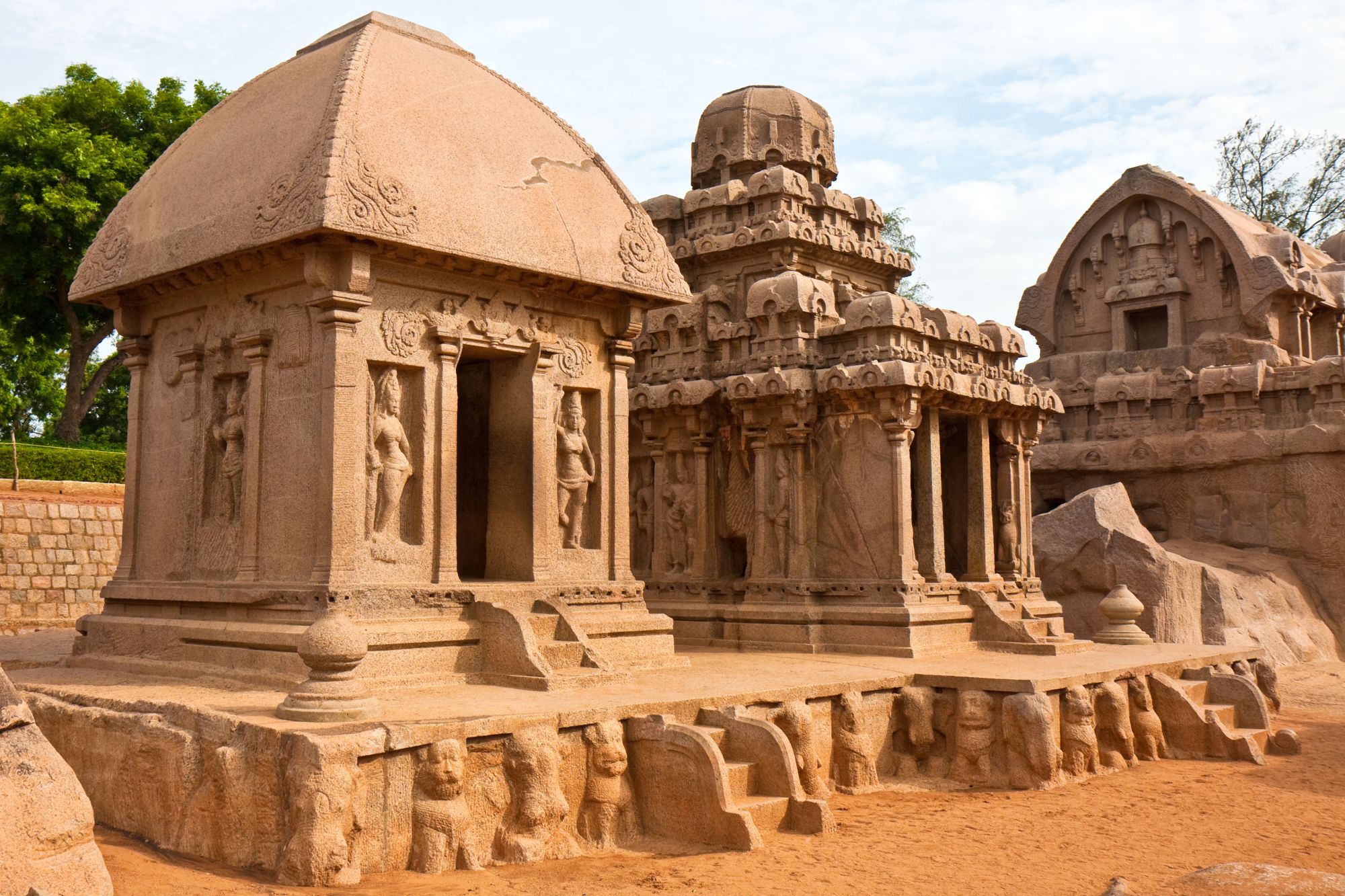 Les hauts lieux du sud de l'Inde de Chennai: Mahabalipuram: Draupadi- and Arjuna-Ratha