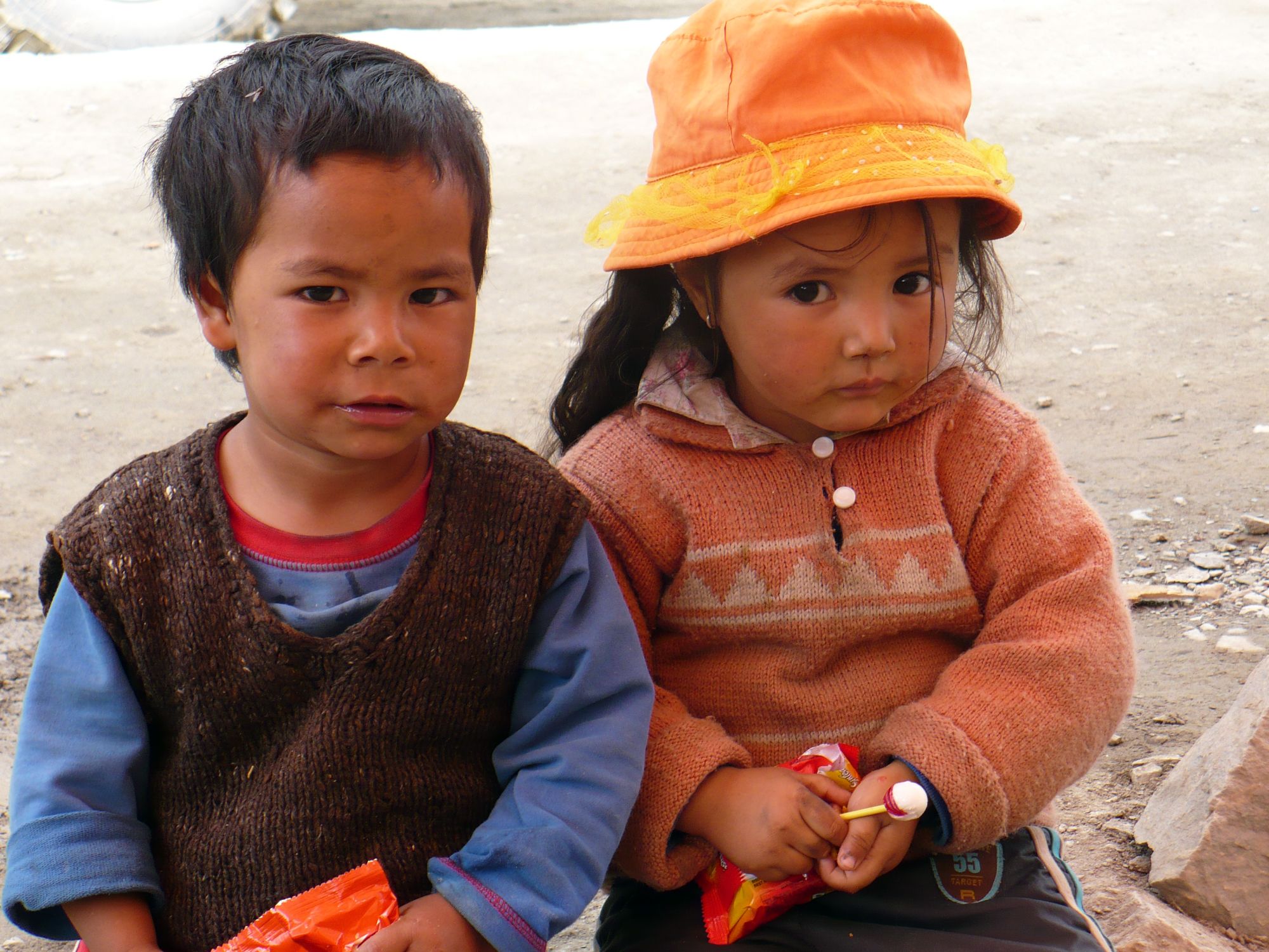 Die spektakuläre Bergwelt von Ladakh ab Leh: Ladakh: brother and sister