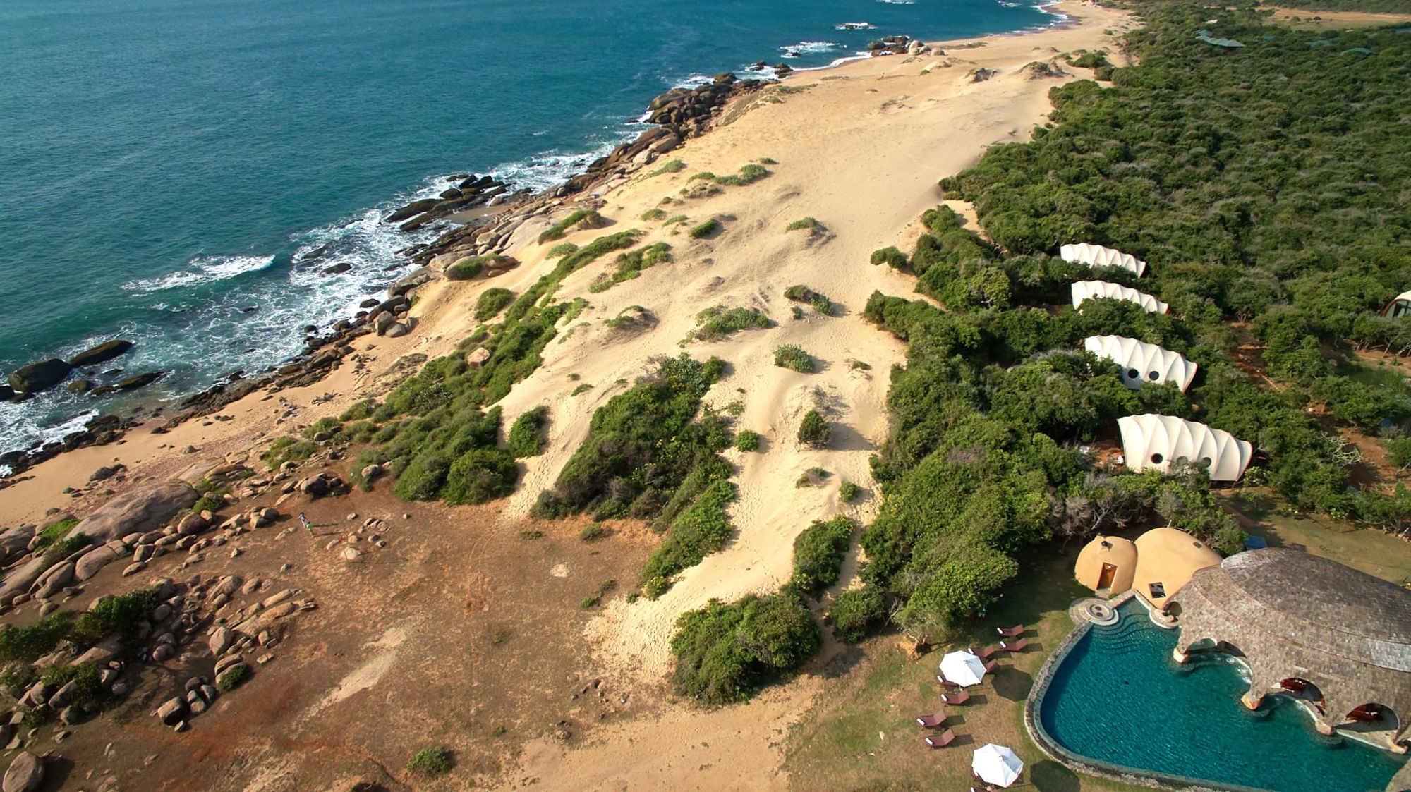 Sri Lanka für Geniesser ab Colombo: beach: Wild Coast Tented Lodge