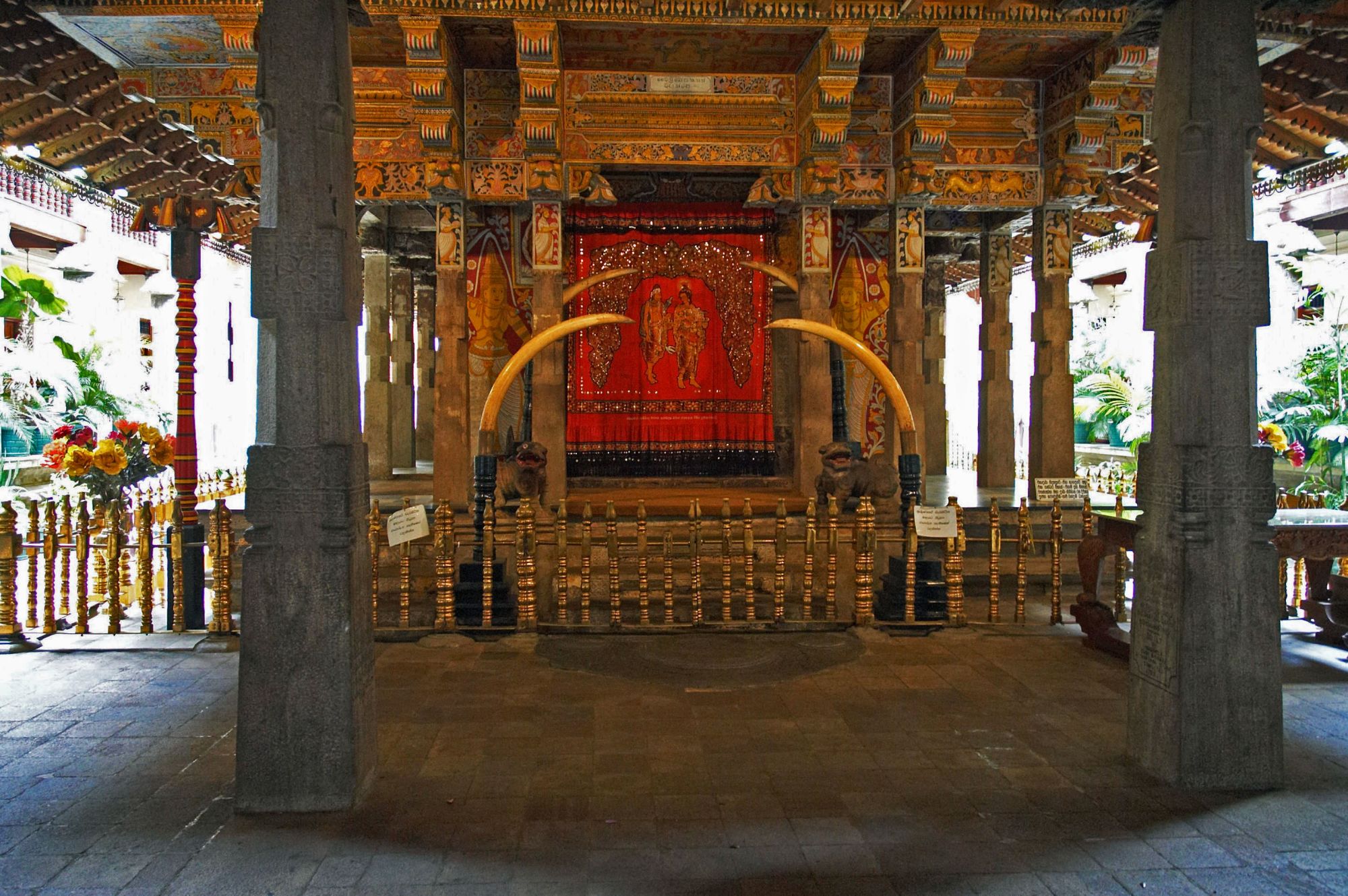 Sri Lanka compact de Colombo: Kandy: Dalada Maligawa (Tooth Temple)