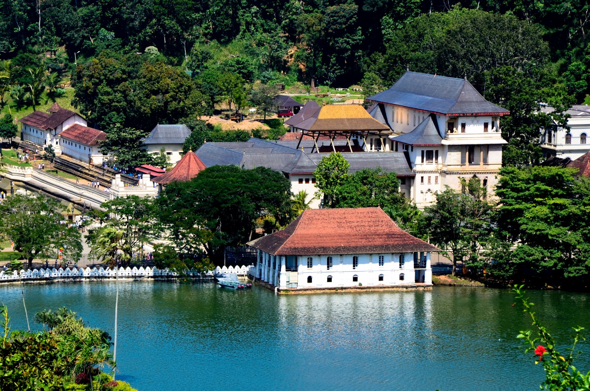 Les hauts lieux du Sri Lanka de Colombo: Kandy Tooth temple