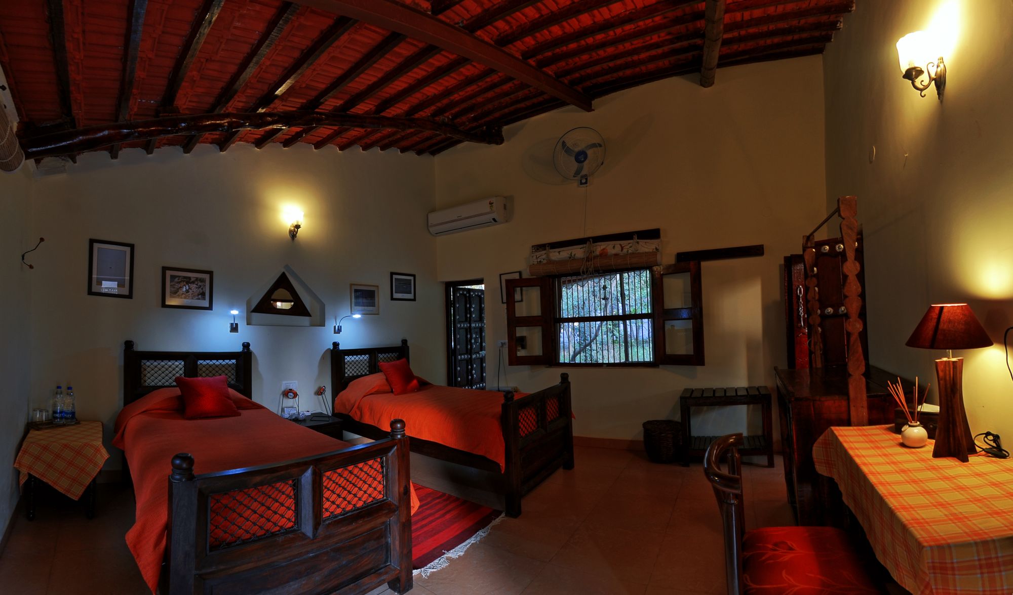 Mela Kothi - Chambal Safari Lodge ab Agra: Mela Kothi - Chambal Safari Lodge: Cottage