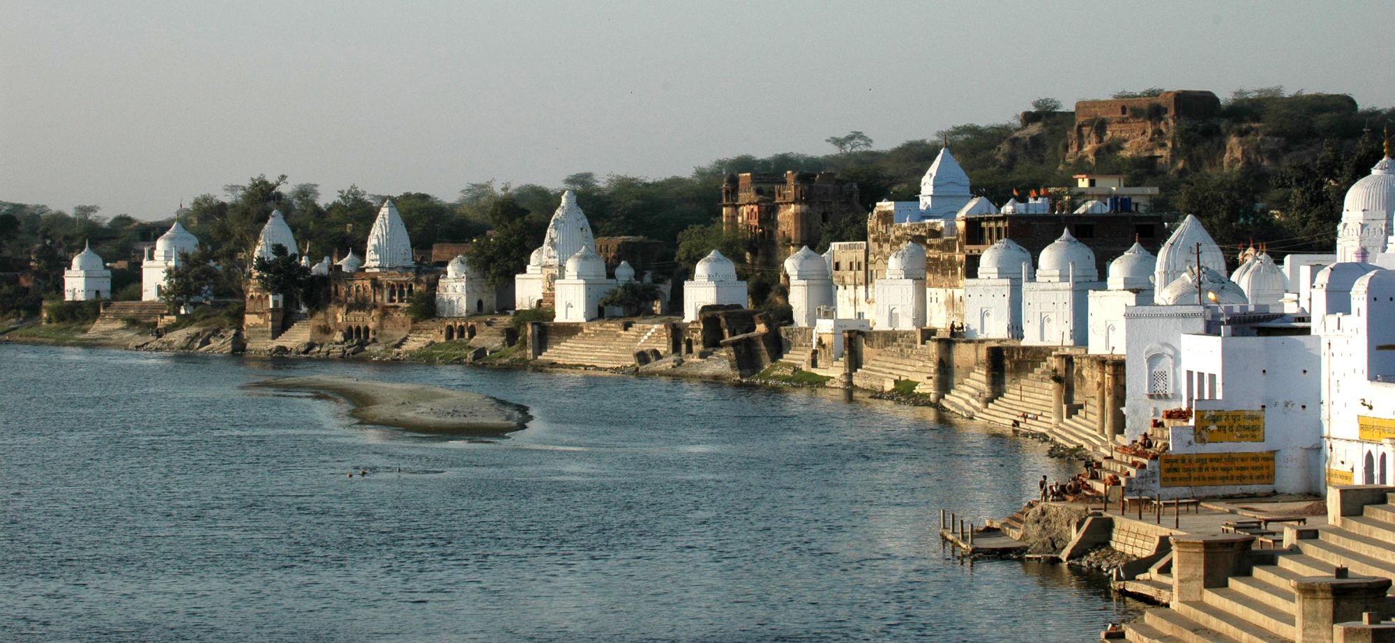 Mela Kothi - Chambal Safari Lodge ab Agra: Bateshwar: Temple Complex