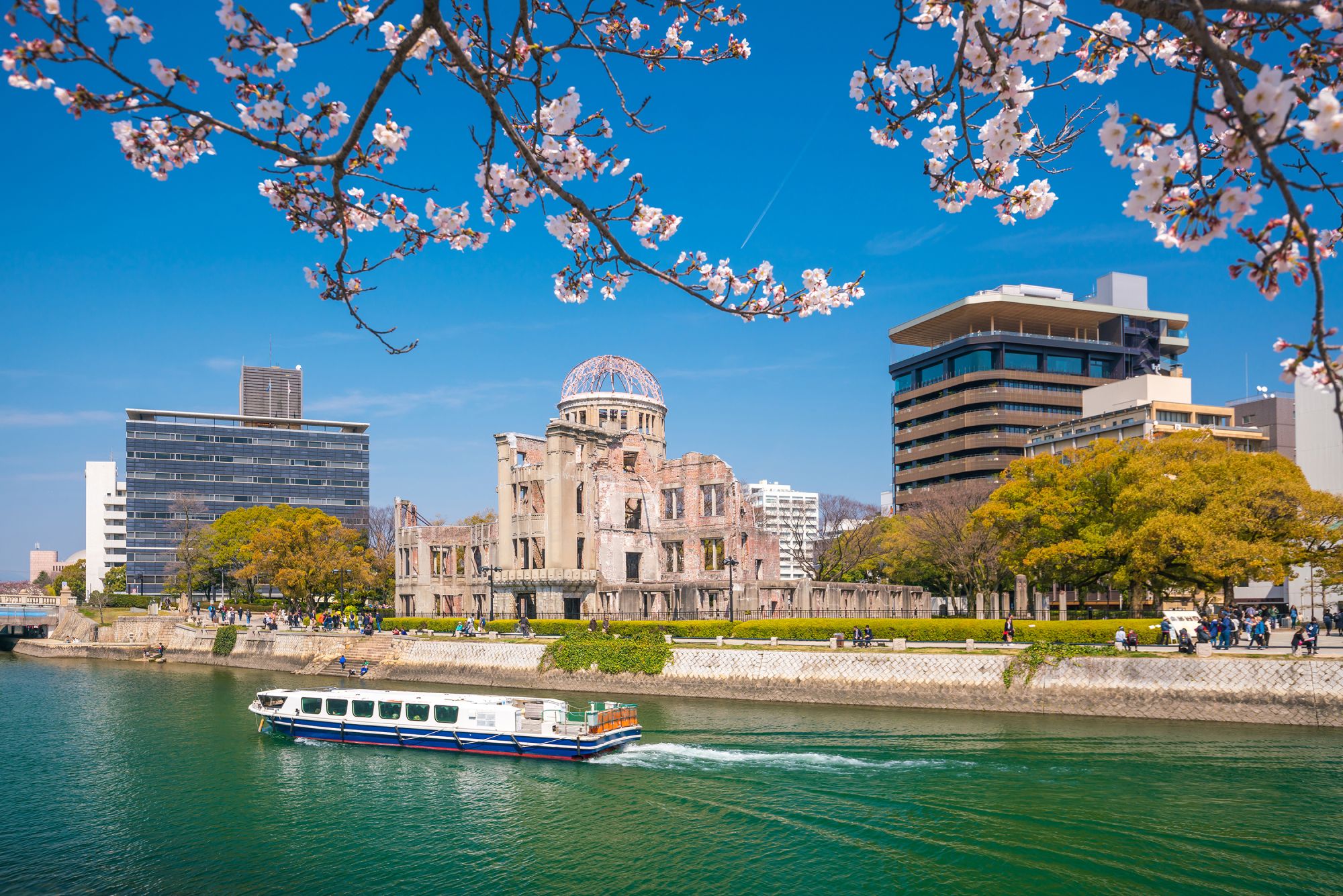 Au pays du soleil levant de Tokyo: Hiroshima atomic bomb dome
