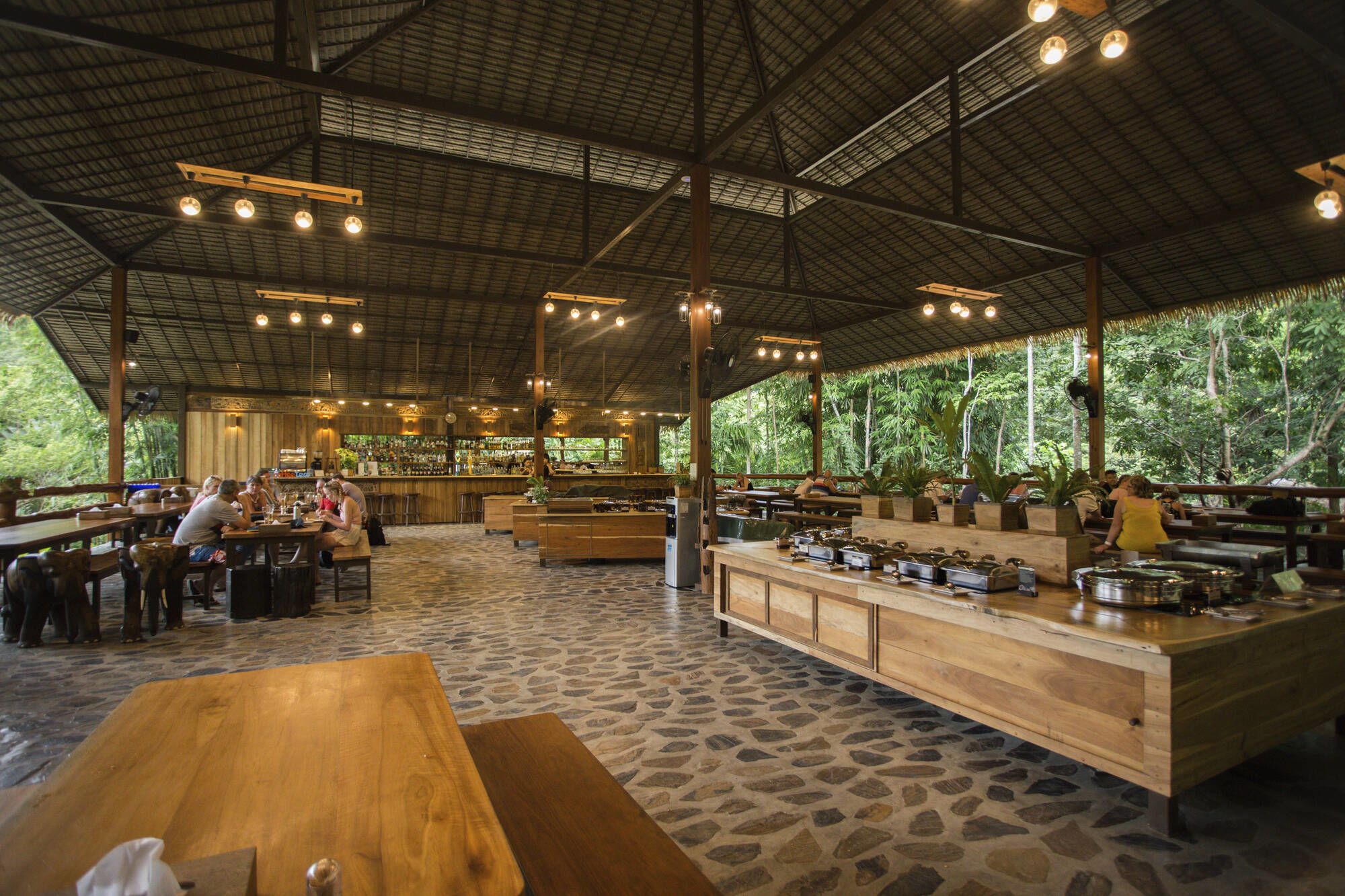 Elephant Hills - 3 jours de Phuket: The Elephant Camp | Restaurant Area