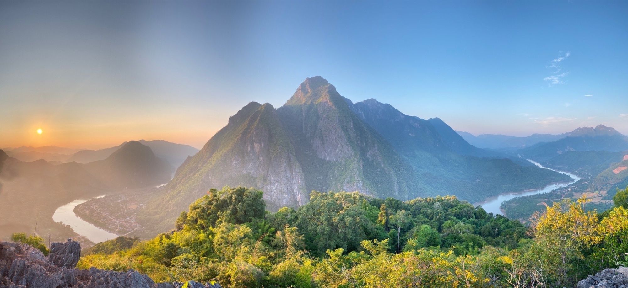 Naturschönheiten Nordlaos' ab Luang Prabang: View over Nong Khiaw