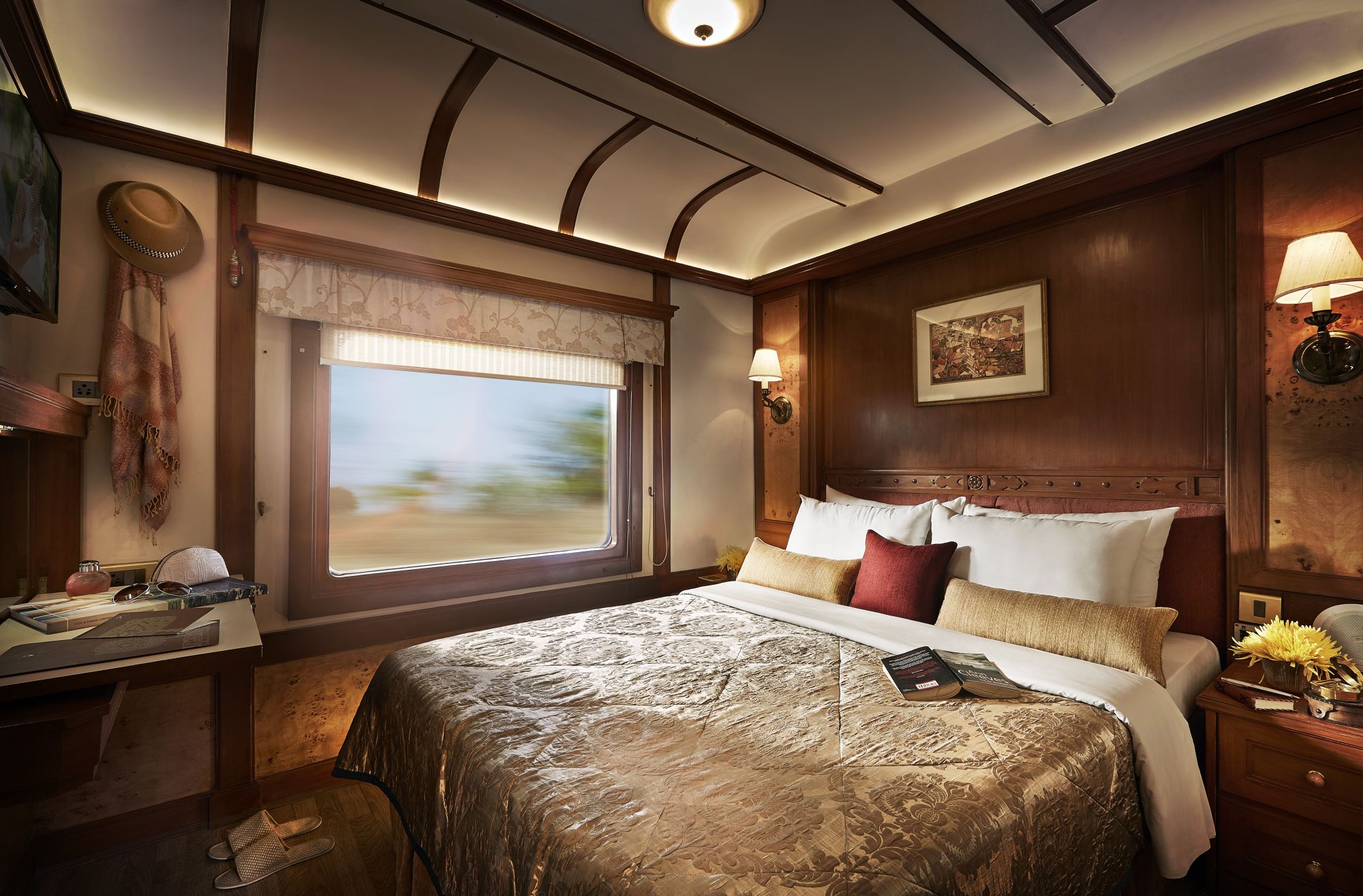 «The Deccan Odyssey» - Im Land der Könige ab Delhi: Deccan Odyssey Deluxe Cabin