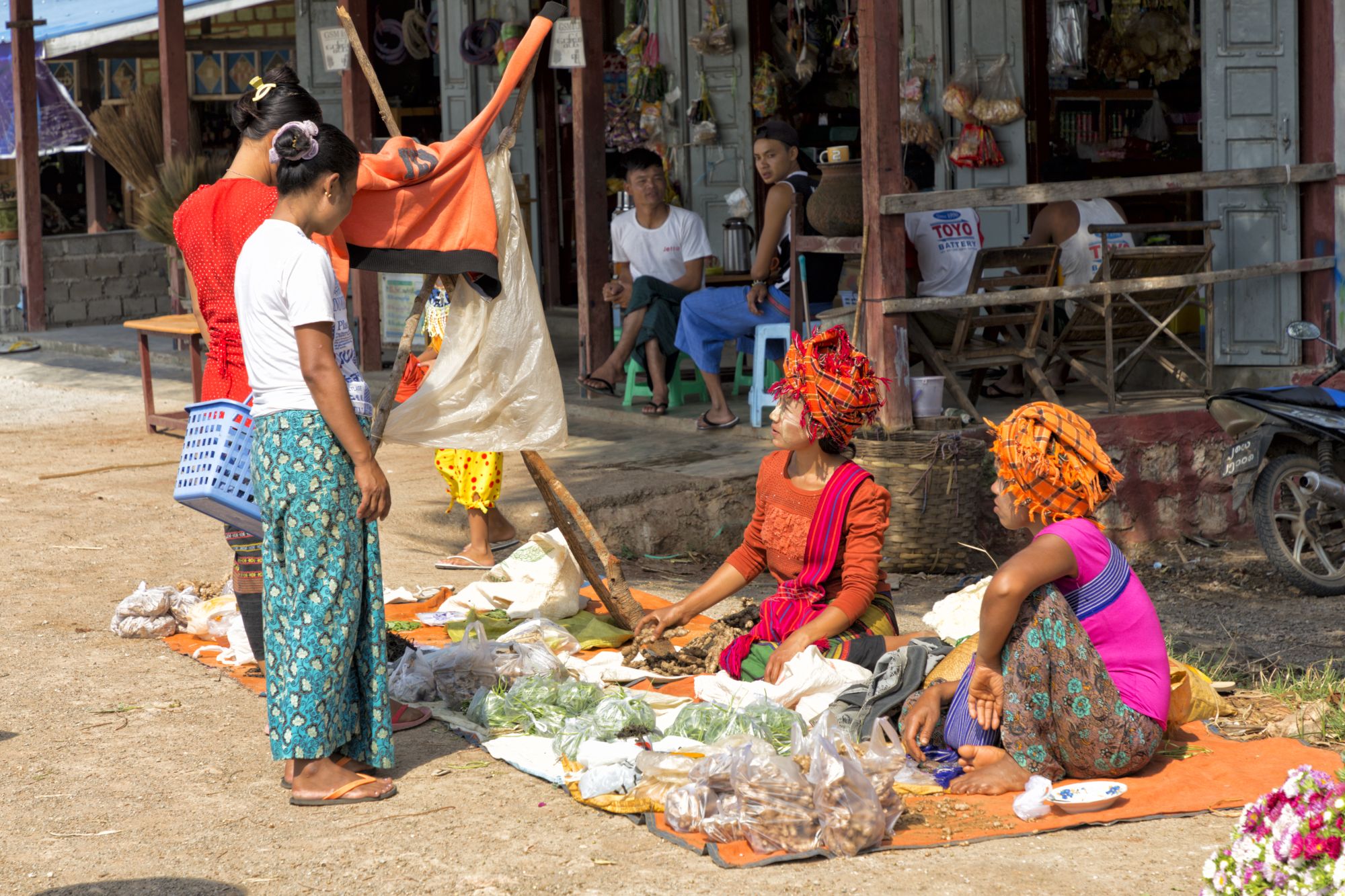 Le Myanmar authentique de Yangon: Sagar Lake Pekon Market