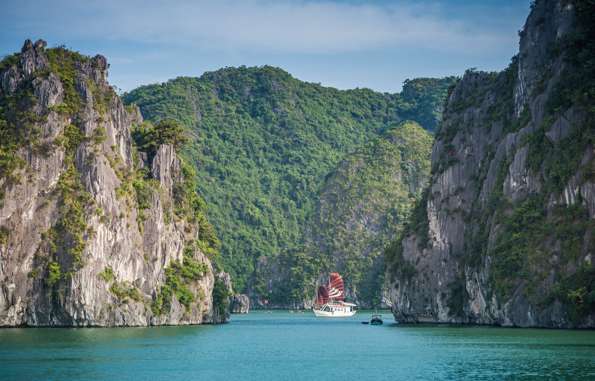 Impressionen Nordvietnams & Halong Bay Kreuzfahrt ab Hanoi: Halong Bay