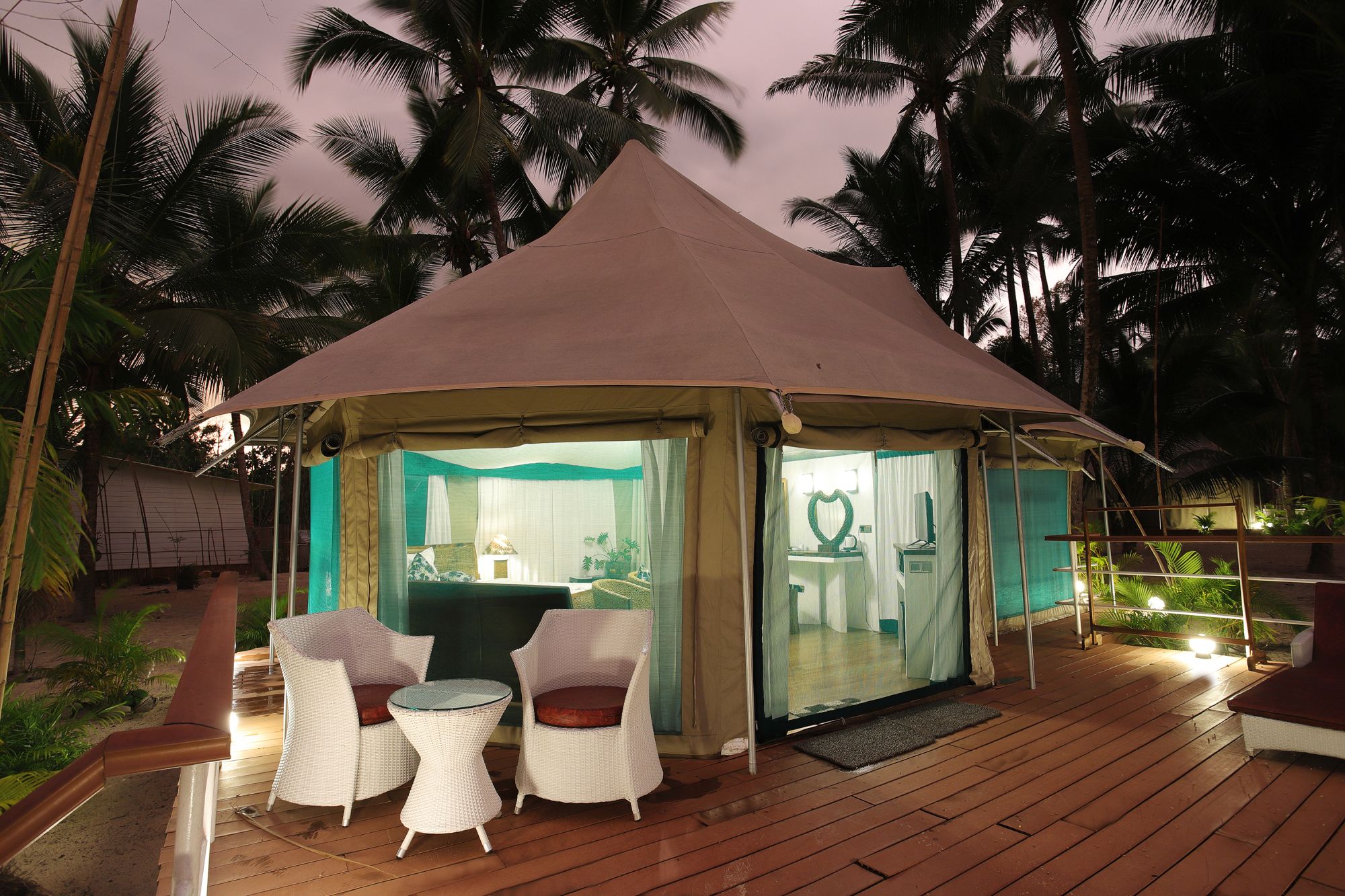 Canvas & Orchids Retreat Package de Phnom Penh: Canvas & Orchids Retreat