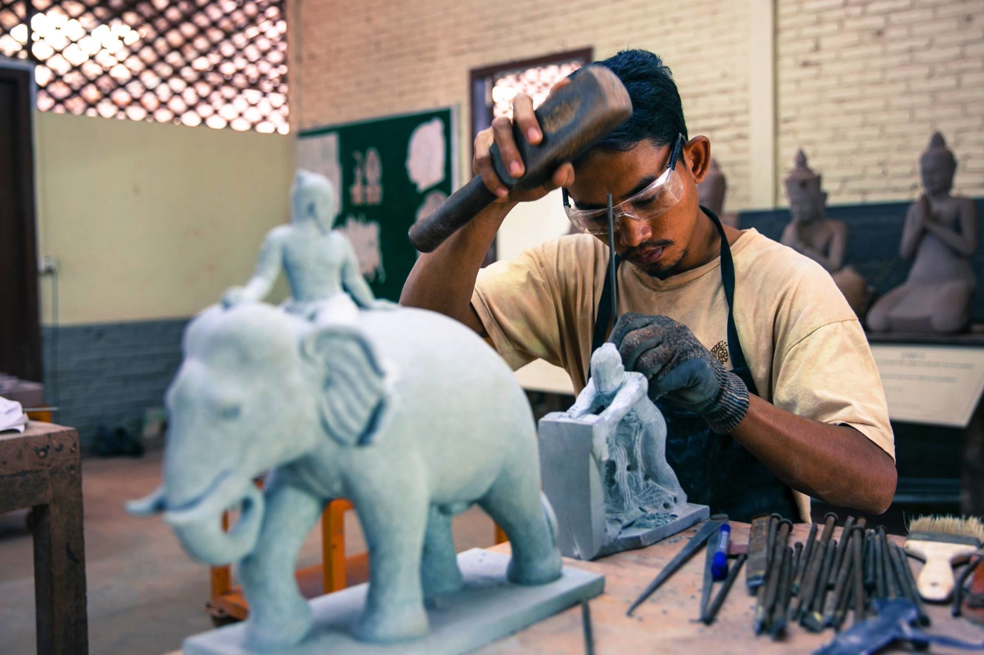 Grosse Indochina Reise ab Hanoi: Siem Reap - Artisans d'Angkor