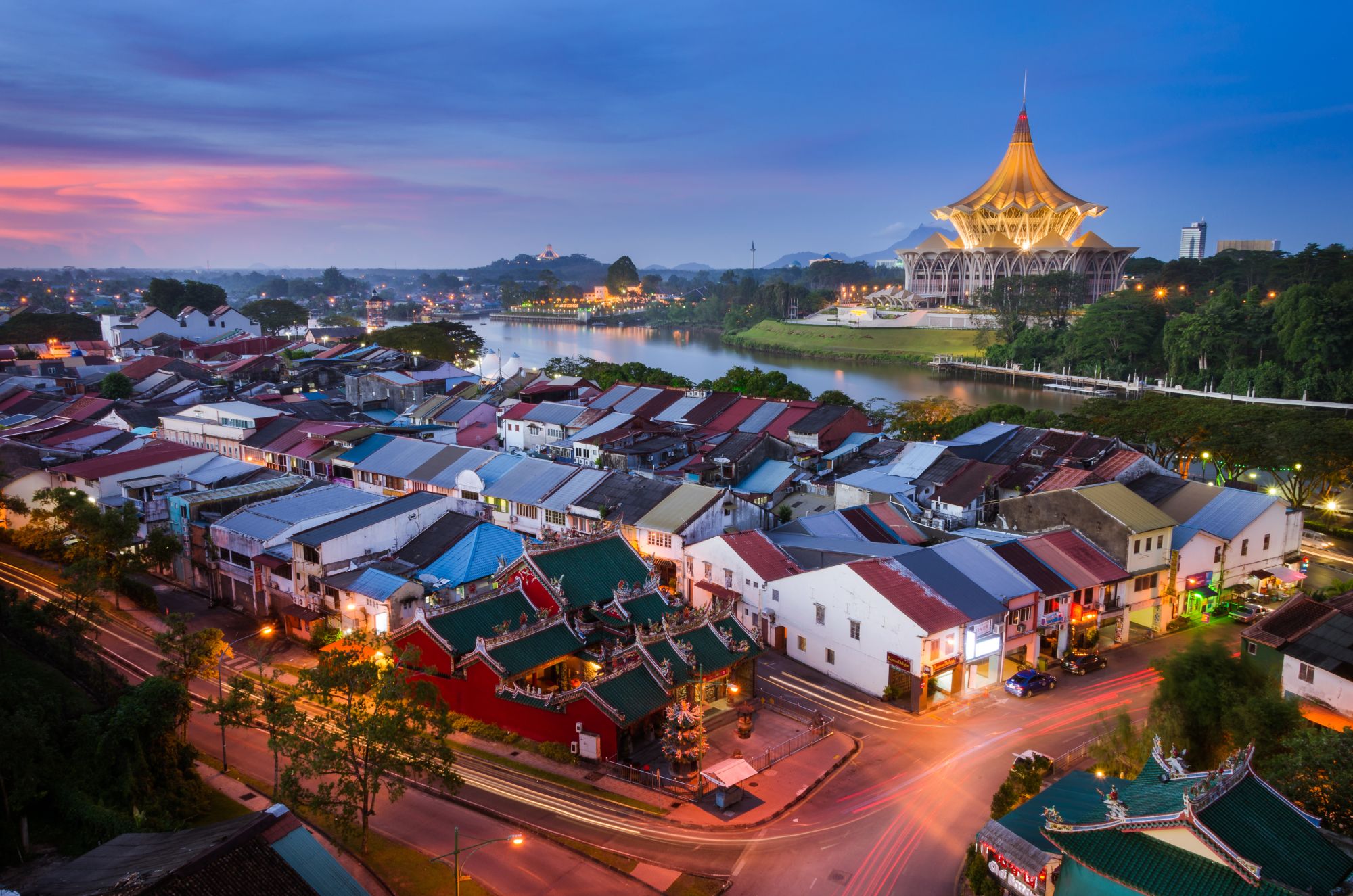 Höhepunkte Borneos ab Kuching: Sunset View At Kuching City