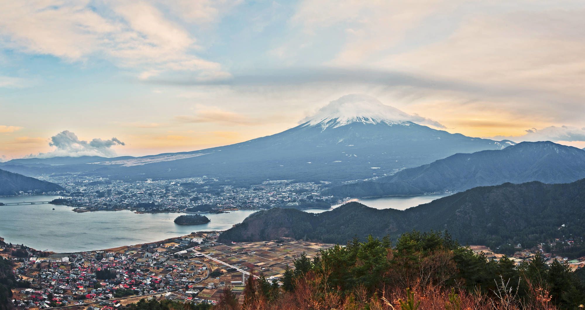 Circuit en groupe «Best of Japan» de Tokyo: Mt Fuji with lake Kawaguchiko