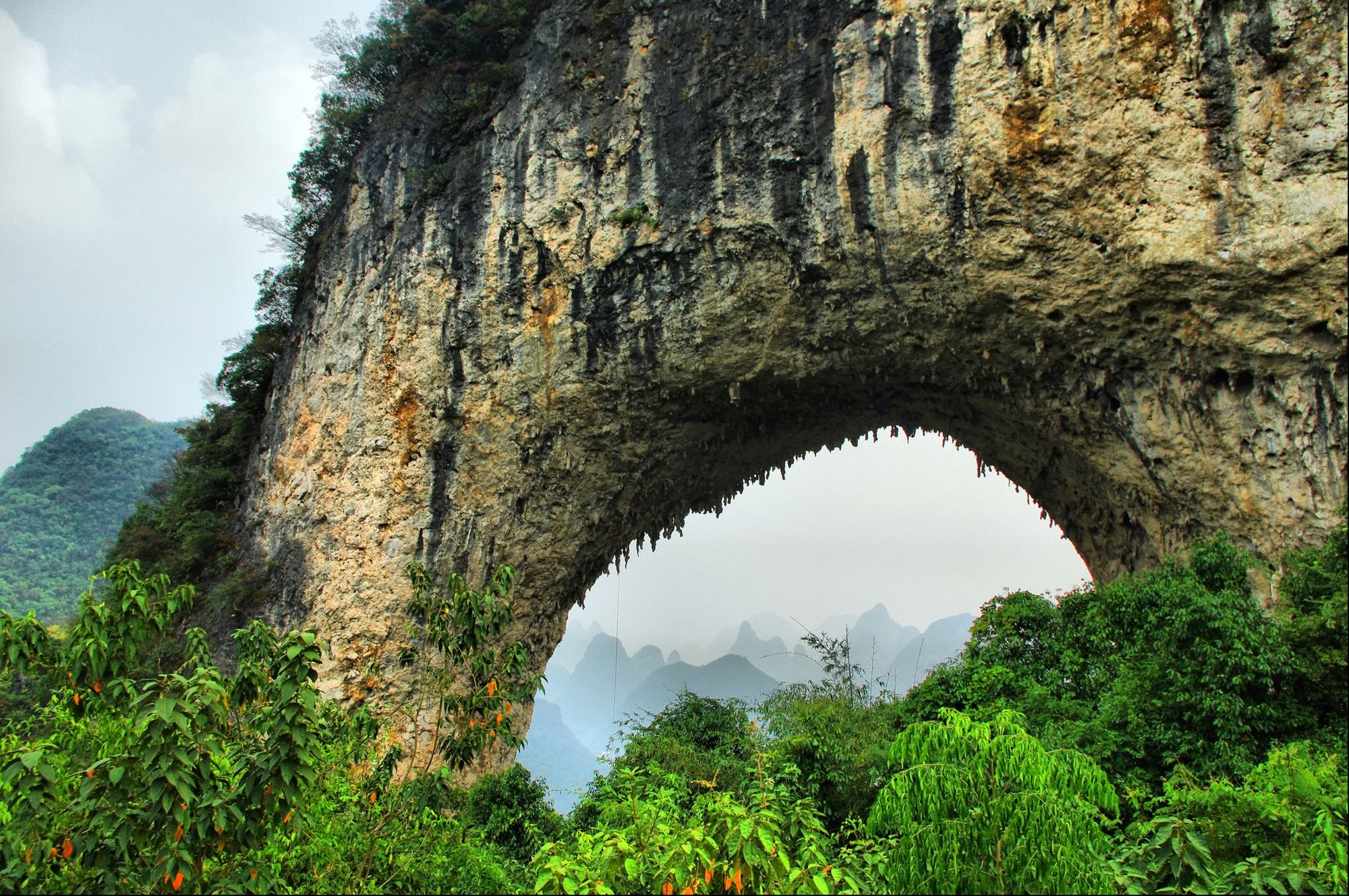 Les hauts lieux de la Chine de Pékin: Yangshuo: Mountains of the Moon