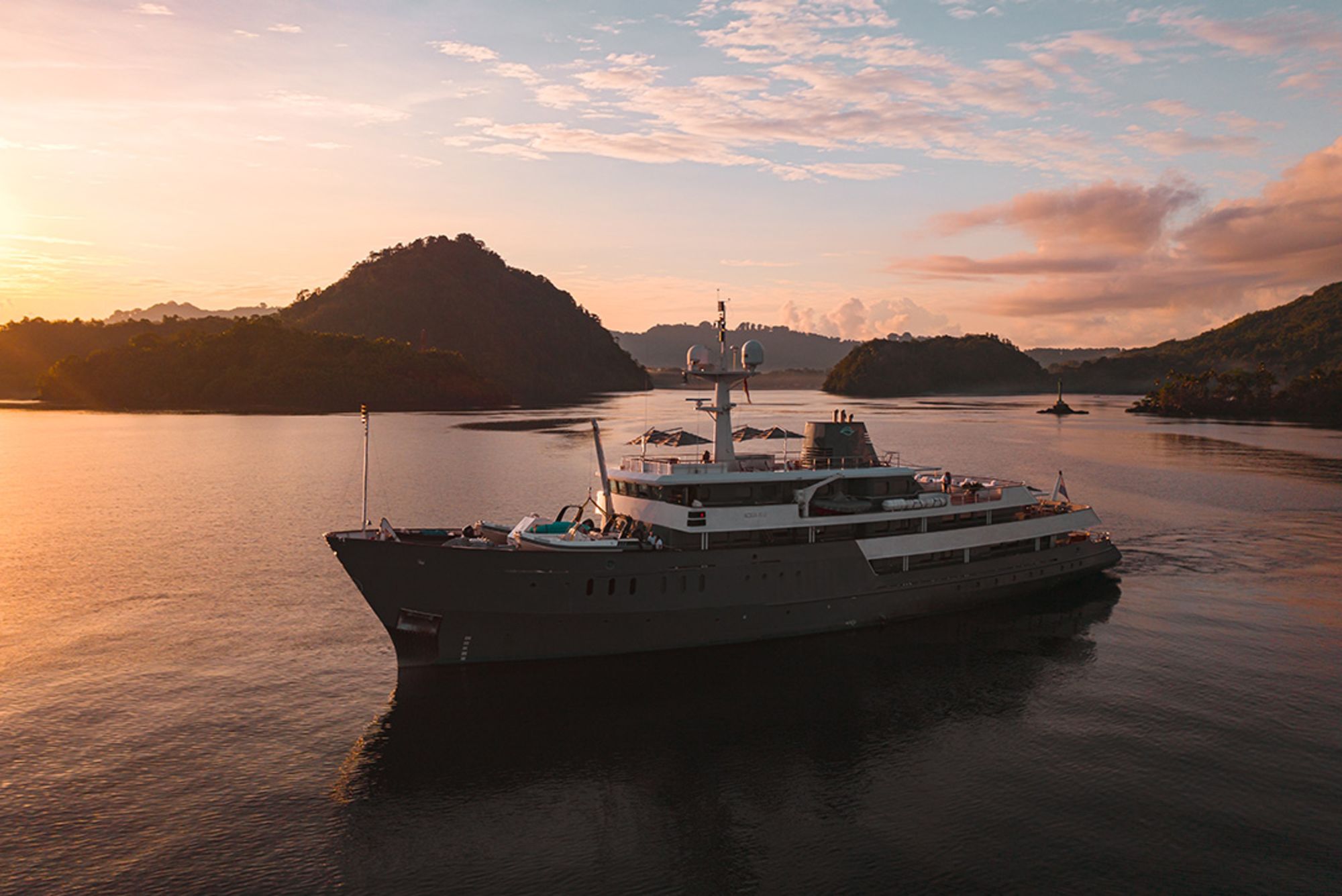 Croisière de rêve au cœur des Moluques de Ambon: Aqua Blu