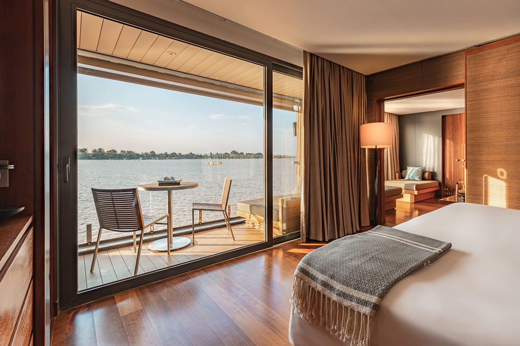Kambodschas Wasserwelten ab Siem Reap: room: Balcony Design Suite