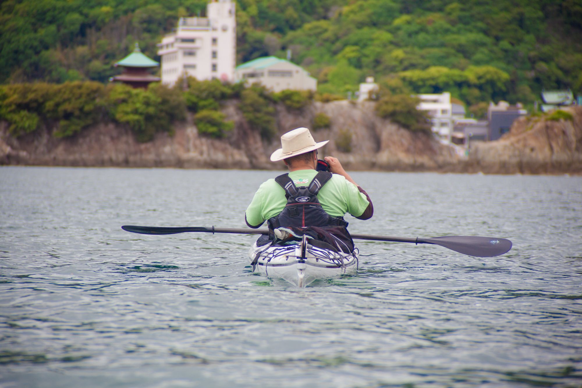 Hiroshima & die Schätze des Seto-Binnenmeers ab Kyoto: Kayaking in the Seto sea