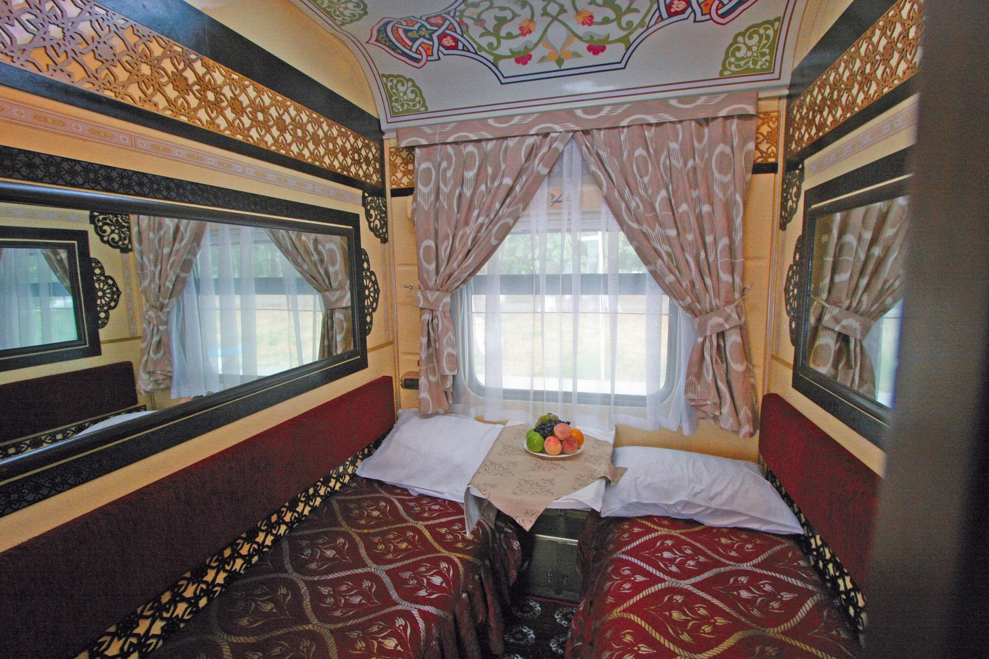 Découvrir la fabuleuse Route de la Soie en train de Tachkent: Kategorie Aladin
