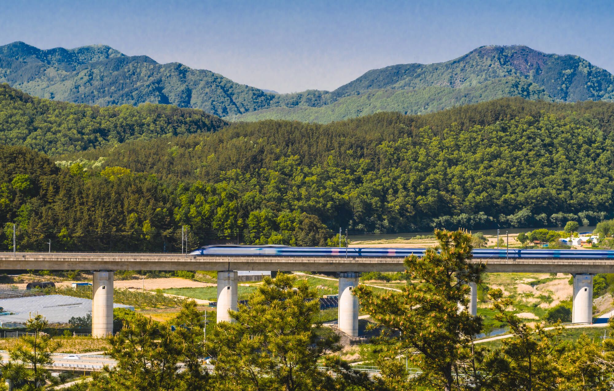 Südkorea Kompakt auf Schienen ab Seoul: High speed train Korea
