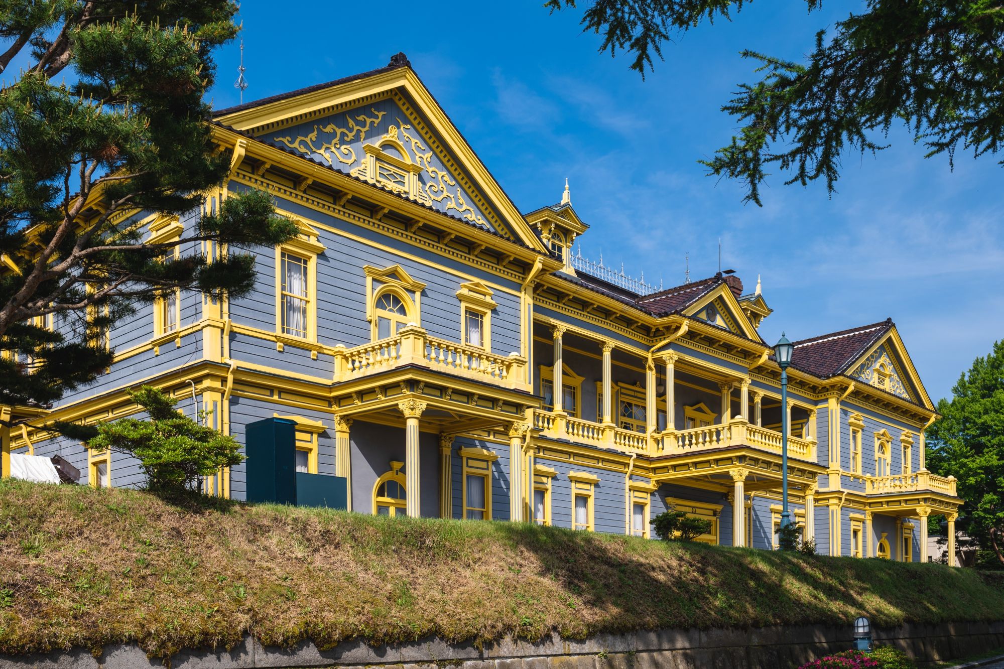 À travers le pays des Ainu de Hakodate: Old Public Hall of Hakodate