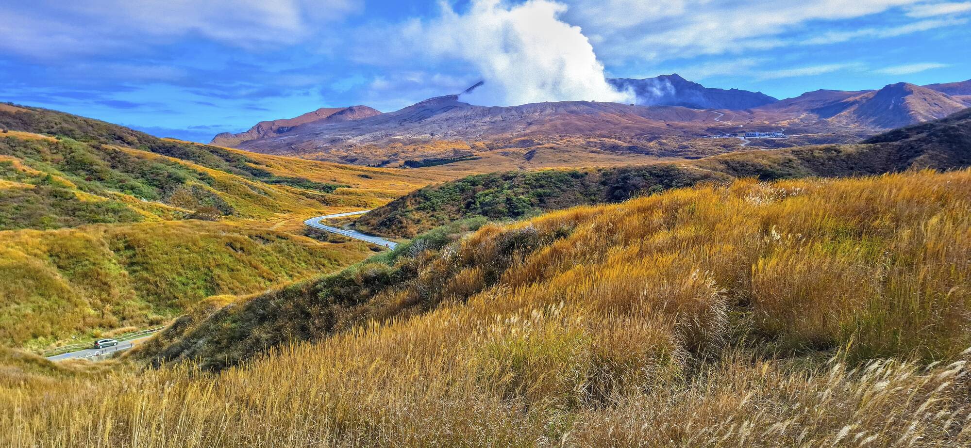 Kyushu – Japans feurige Insel ab Kagoshima: Mount Aso, the largest active volcano in Japan