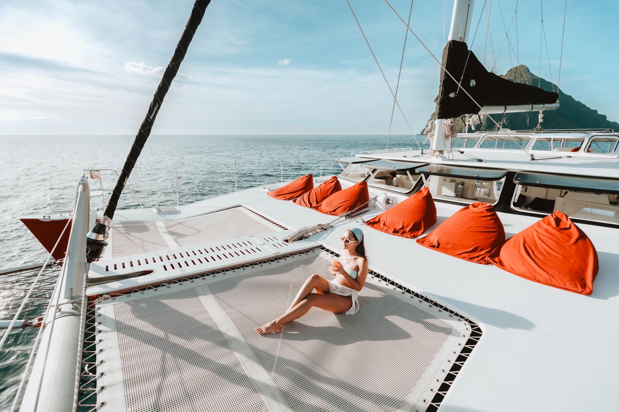 Privater Katamaran im Inselparadies ab Palawan: exterior: El Nido Yachting Club
