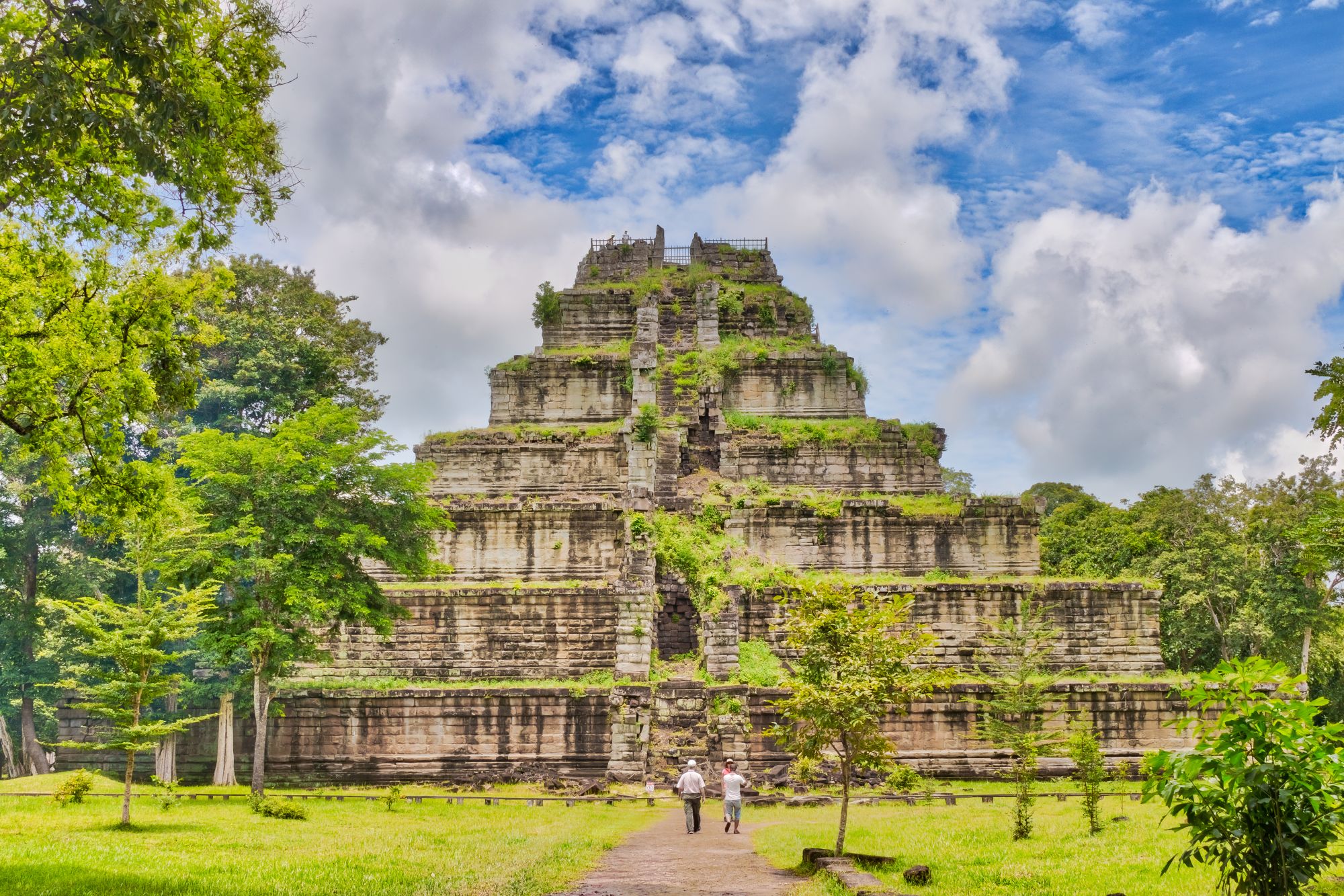 Kambodscha für Entdecker ab Siem Reap: Koh Ker: Ancient khmer pyramid