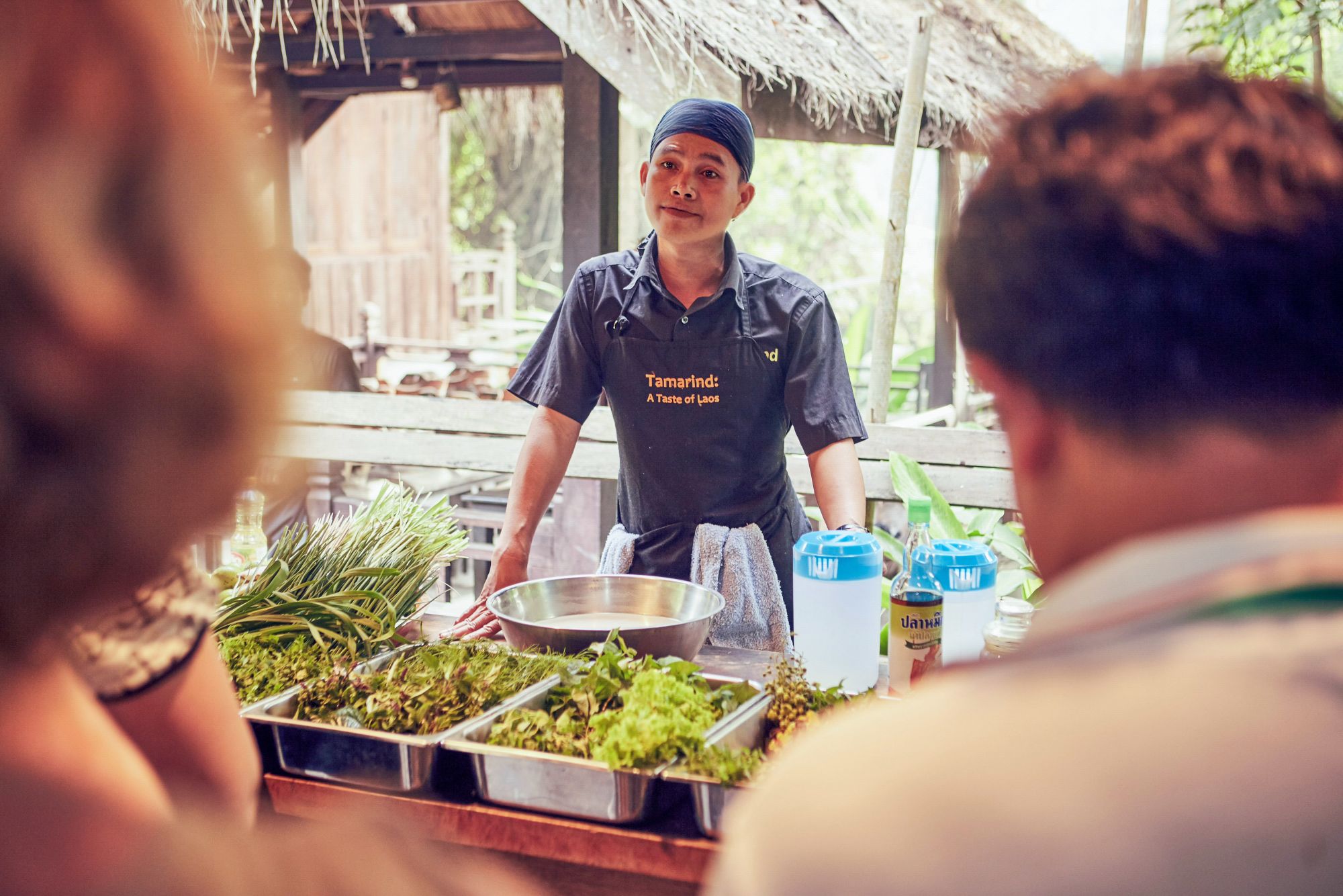 Flusskreuzfahrt mit der «Mekong Star» ab Chiang Rai: Cooking class in Laos