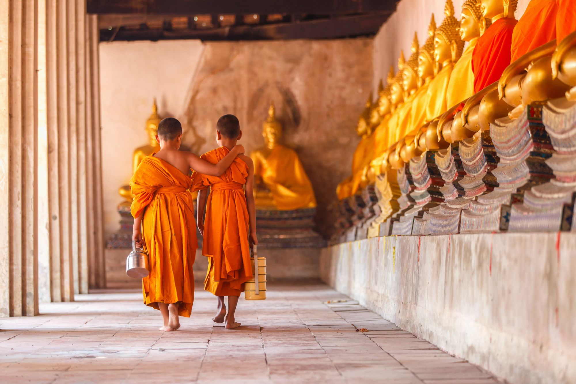 Flusskreuzfahrt mit der «Mekong Star» ab Chiang Rai: Monks