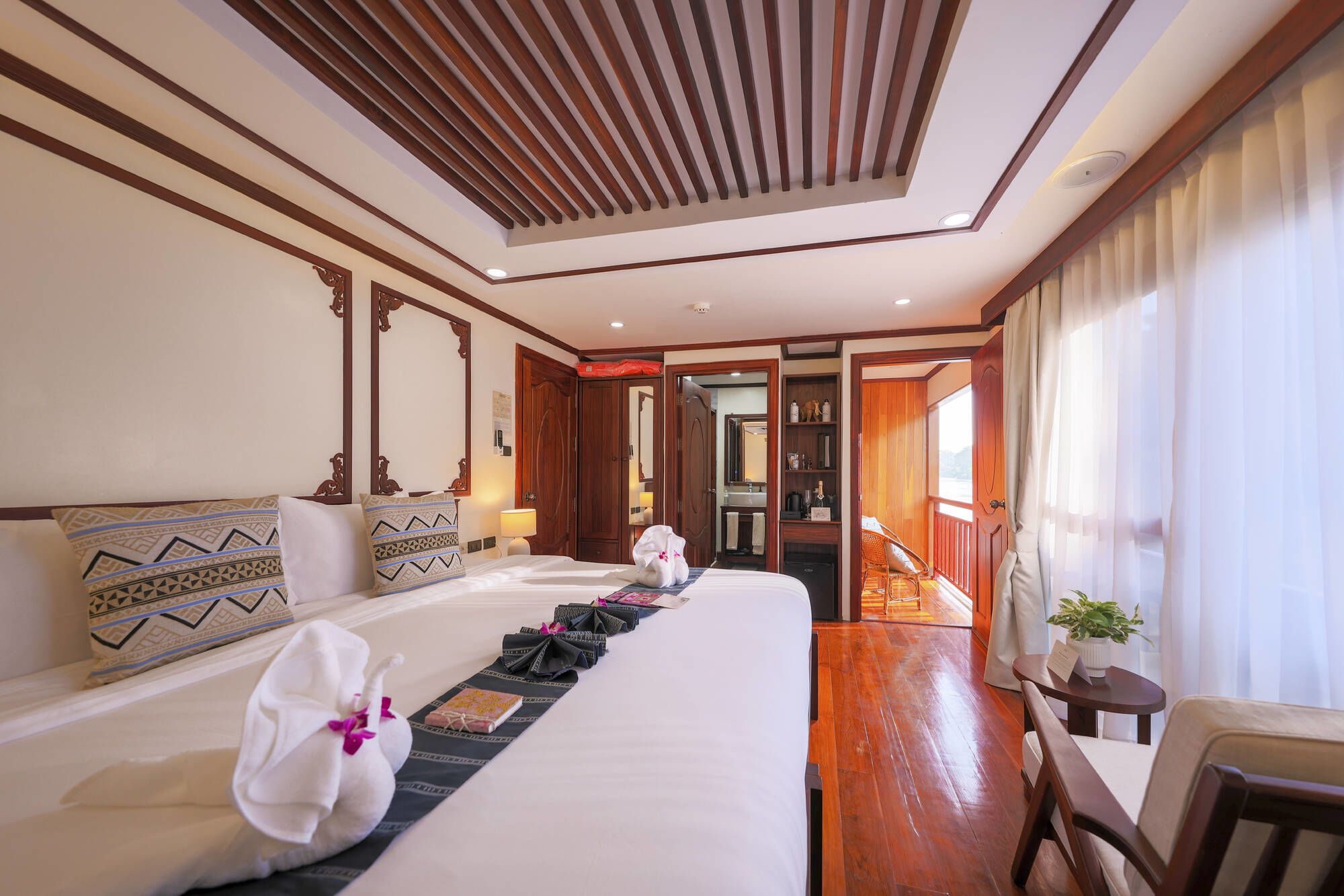 Flusskreuzfahrt mit der «Mekong Star» ab Chiang Rai: room: Deluxe