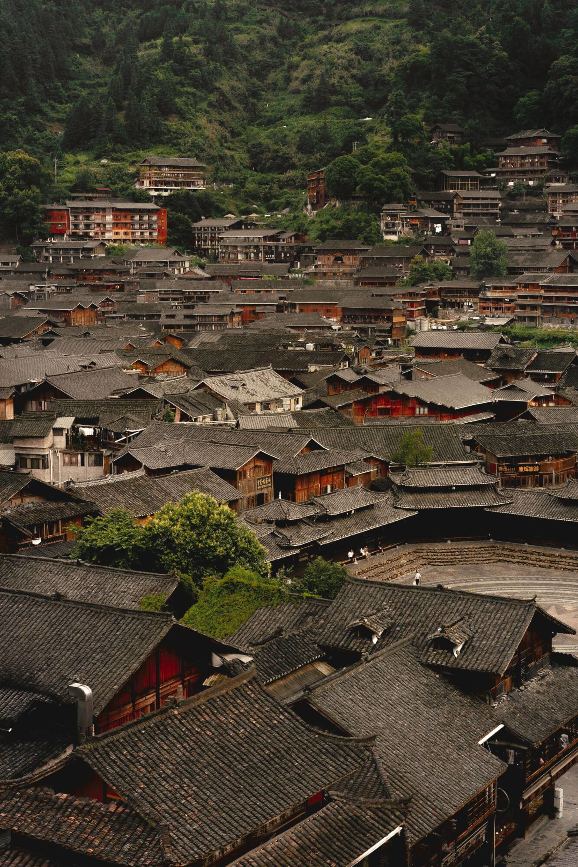 Magische Landschaften & lebendige Traditionen ab Guiyang: Langde Miao Village