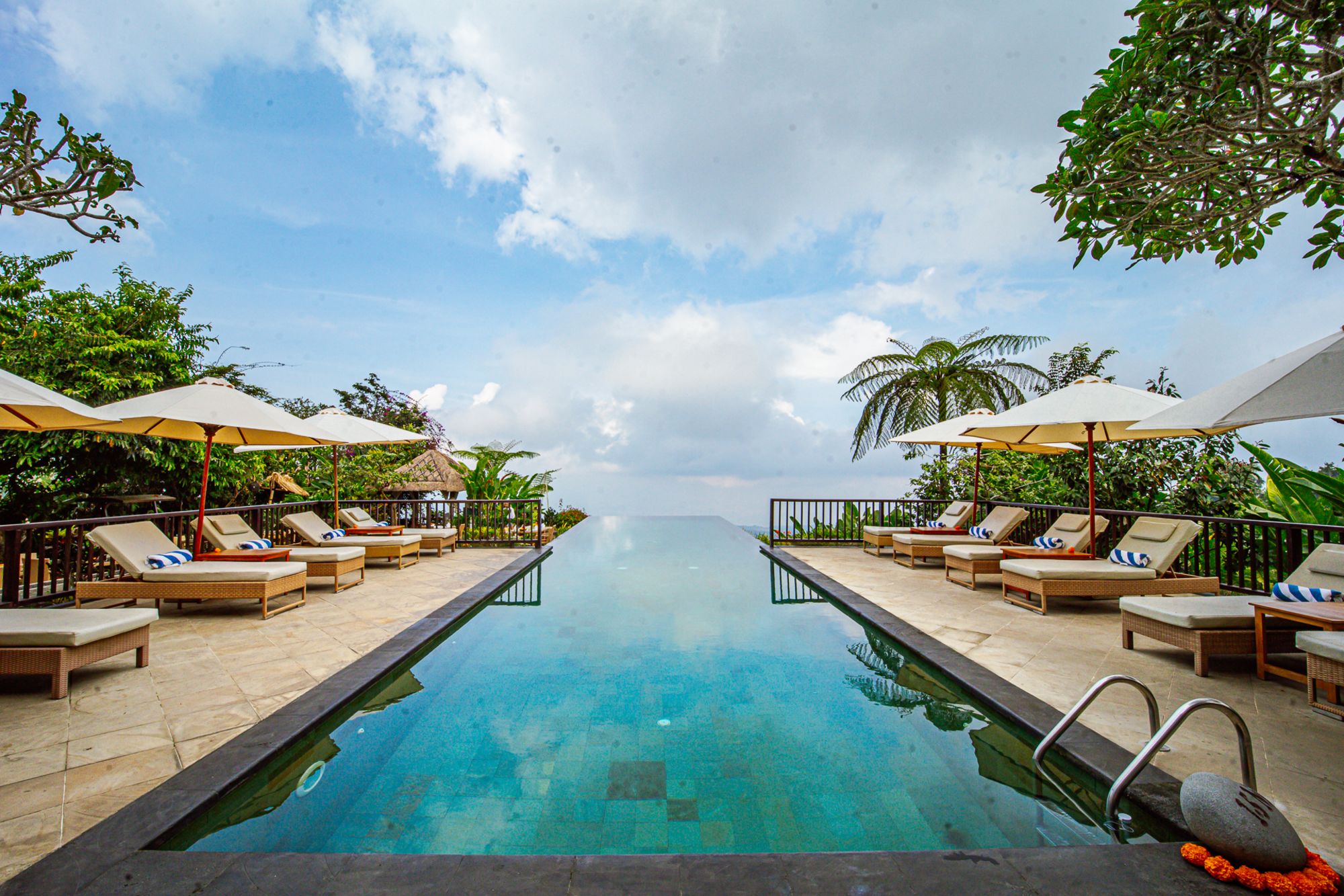 Munduk Moding Plantation Nature Resort in Nordbali: Pool