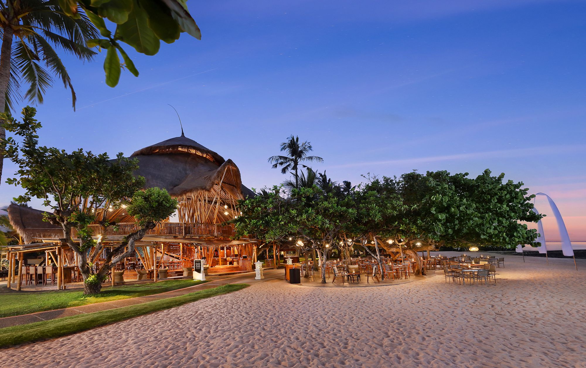 Nusa Dua Beach Hotel & Spa-Handwritten Collection in Südbali: Tamarind Mediterranean Restaurant