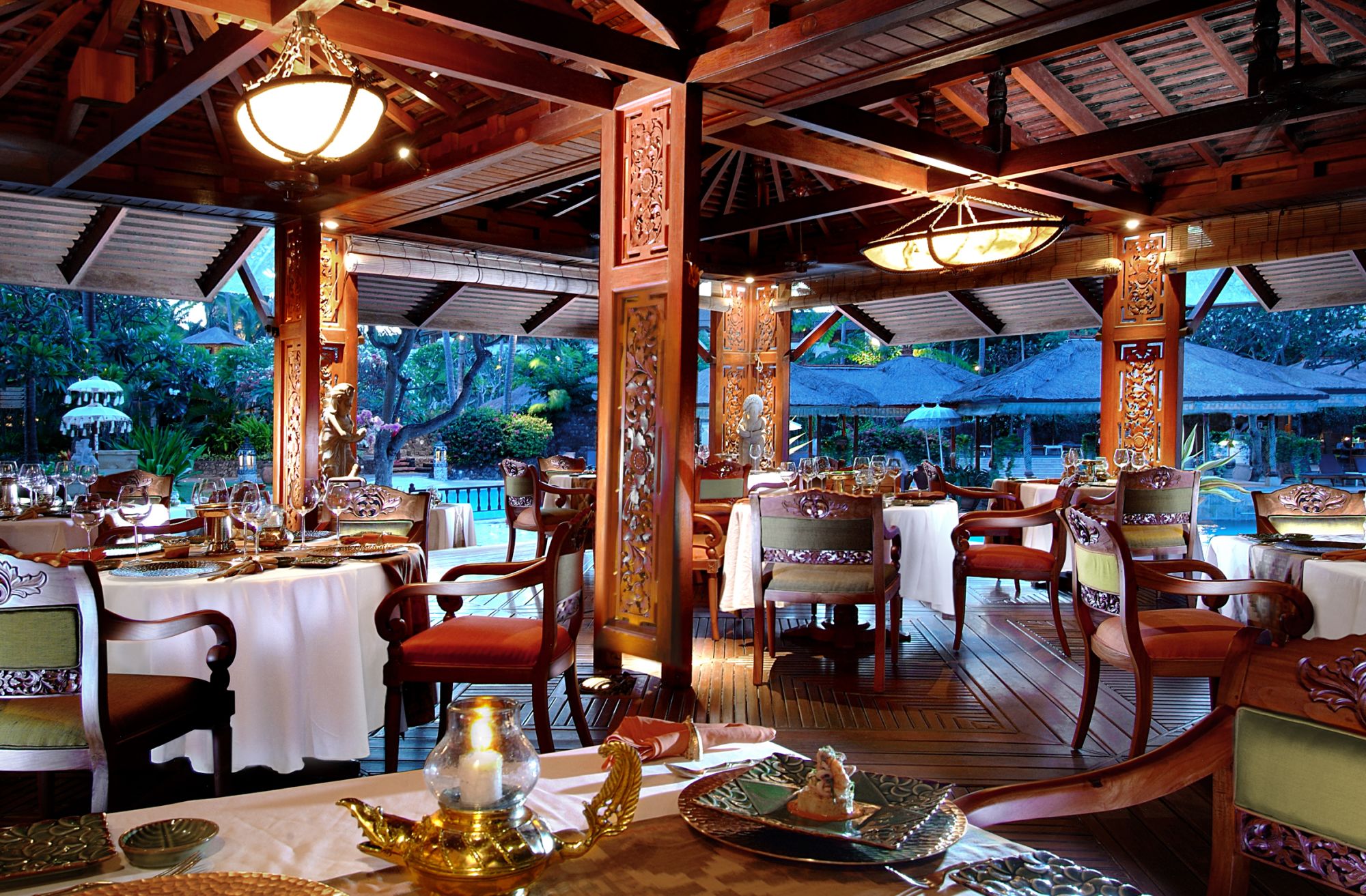 Nusa Dua Beach Hotel & Spa-Handwritten Collection in Südbali: Raja's Balinese Cuisine