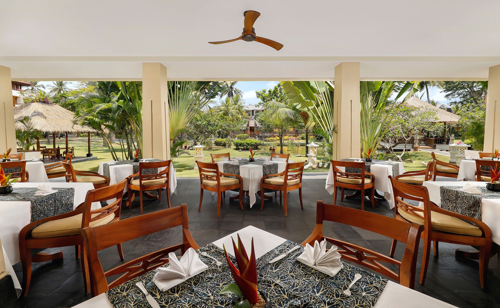 Nusa Dua Beach Hotel & Spa-Handwritten Collection in Südbali: Palace Club | Palace Club Lounge