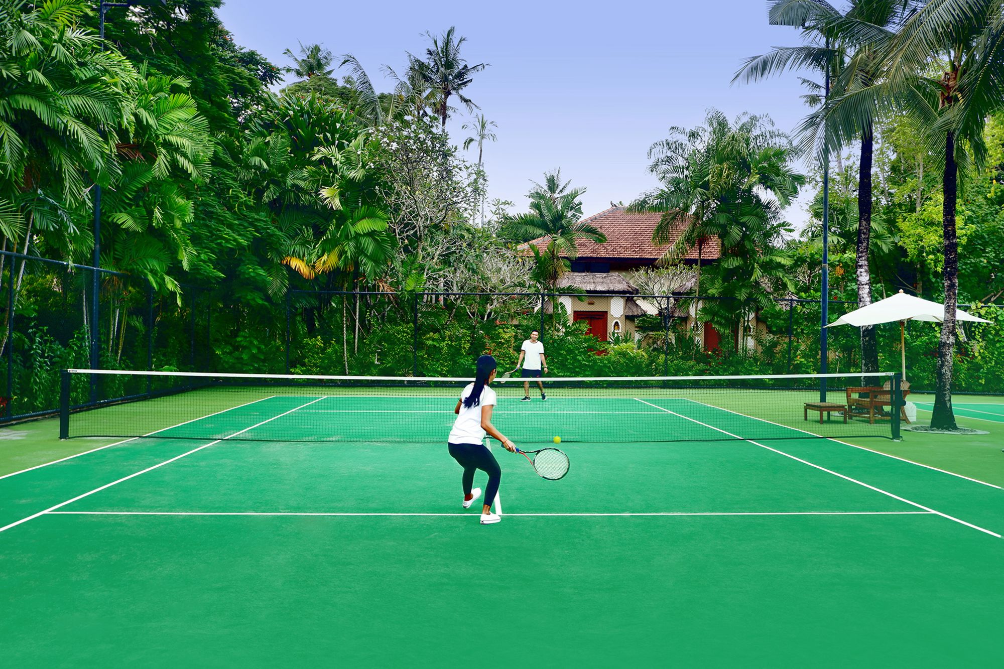 Nusa Dua Beach Hotel & Spa-Handwritten Collection in Südbali: Tennis