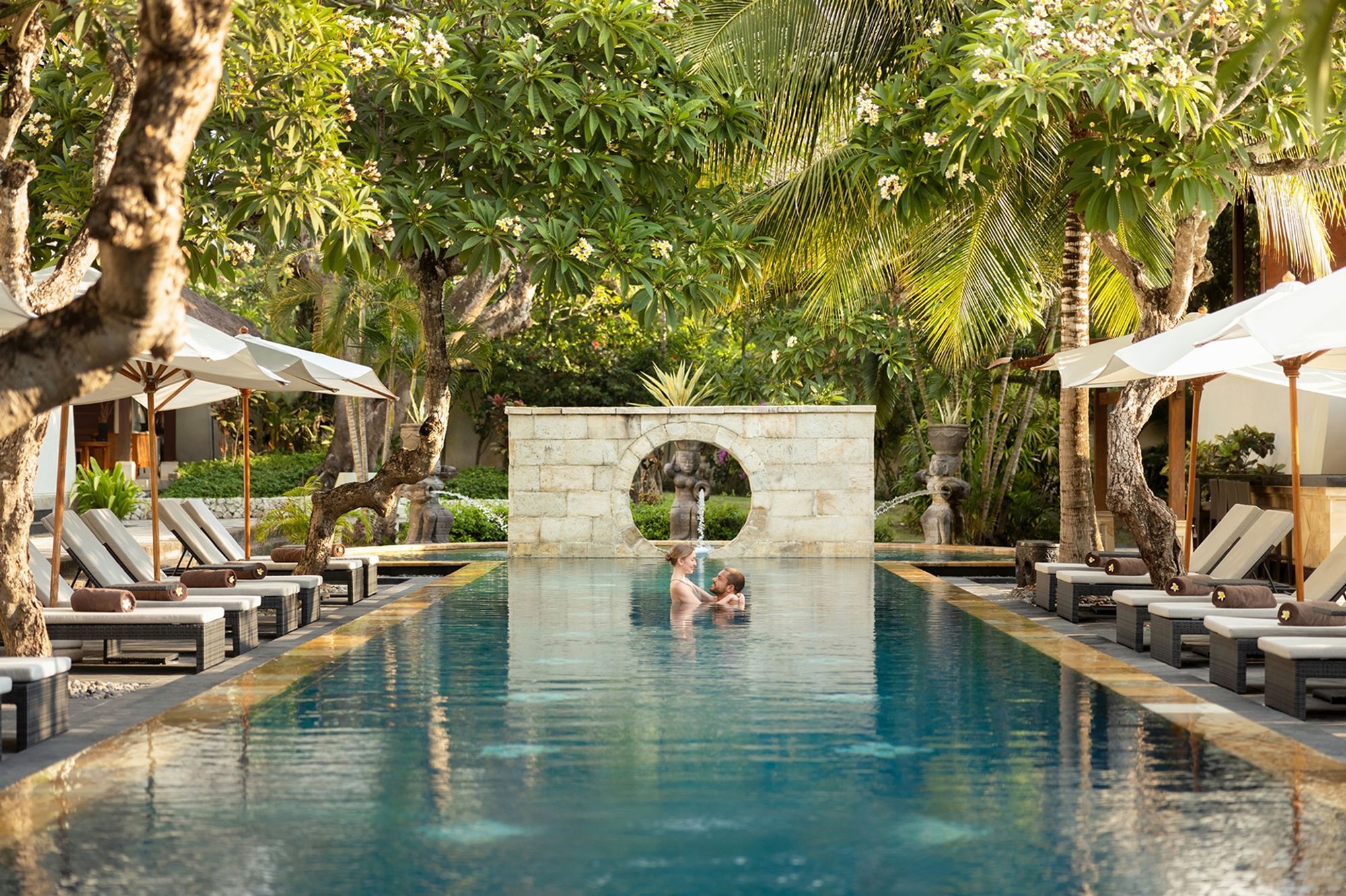 Nusa Dua Beach Hotel & Spa-Handwritten Collection in Südbali: Spa | Lap Pool