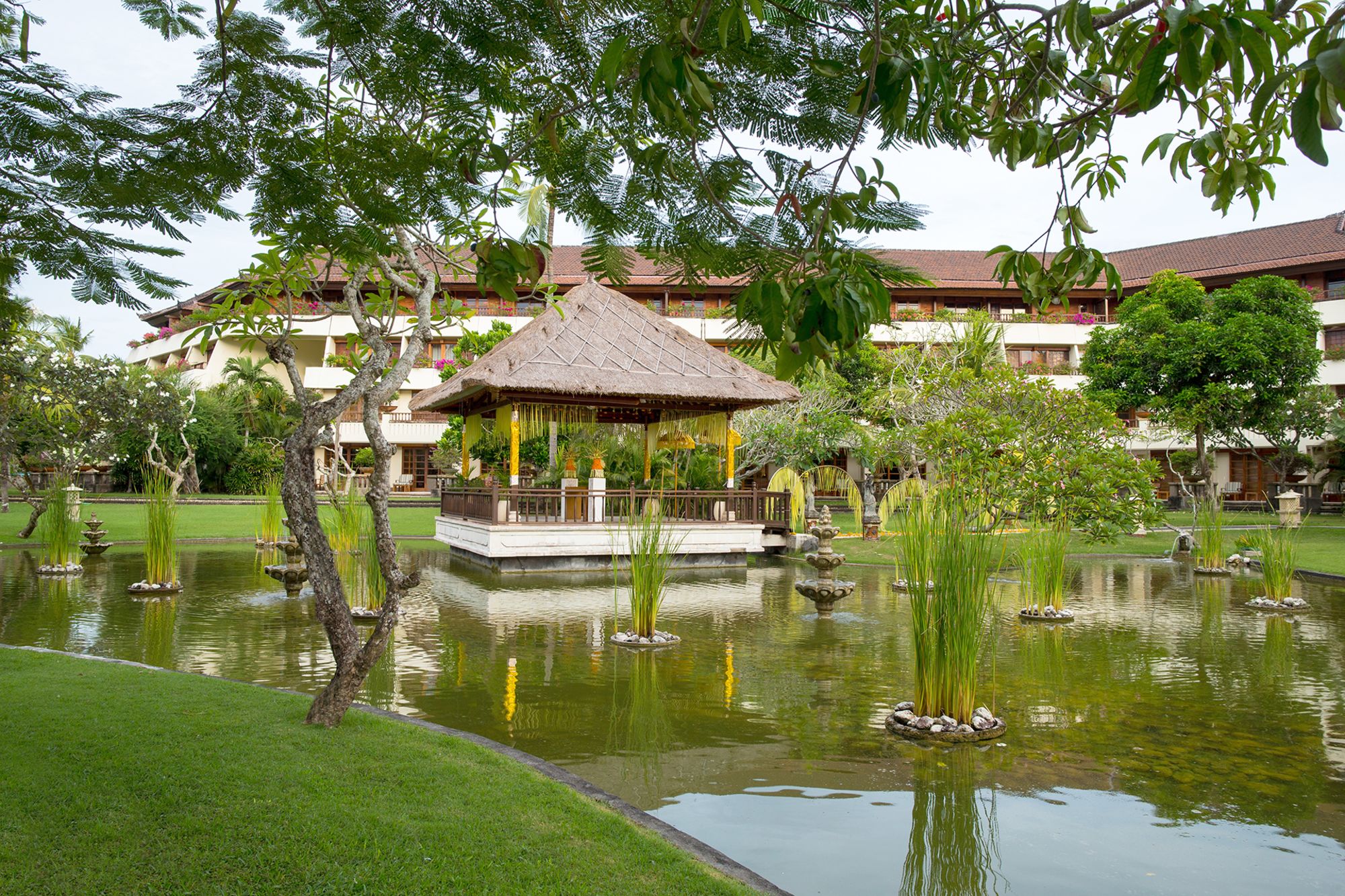 Nusa Dua Beach Hotel & Spa-Handwritten Collection in Südbali: Agung Bale