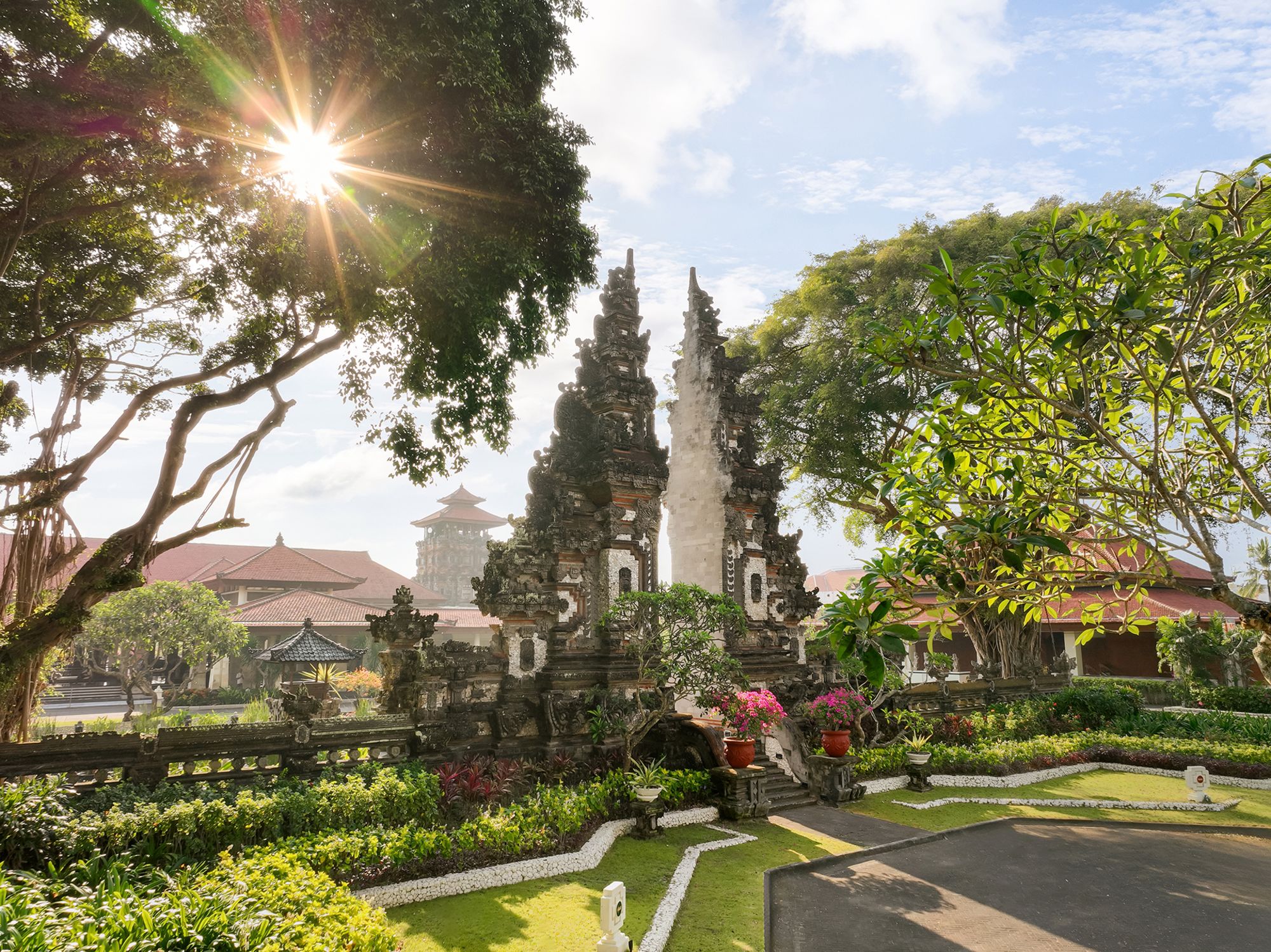 Nusa Dua Beach Hotel & Spa-Handwritten Collection in Südbali: Candi Bentar
