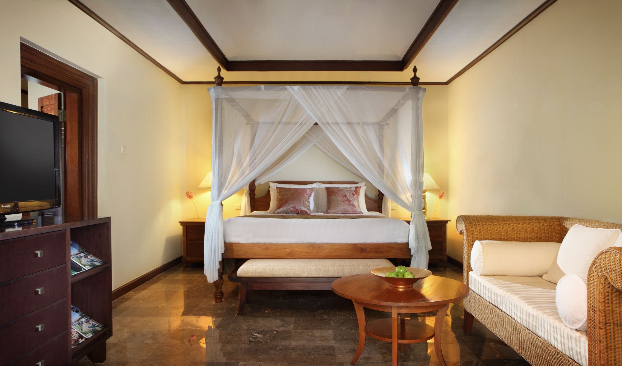 Puri Santrian in Südbali:  Santrian Club