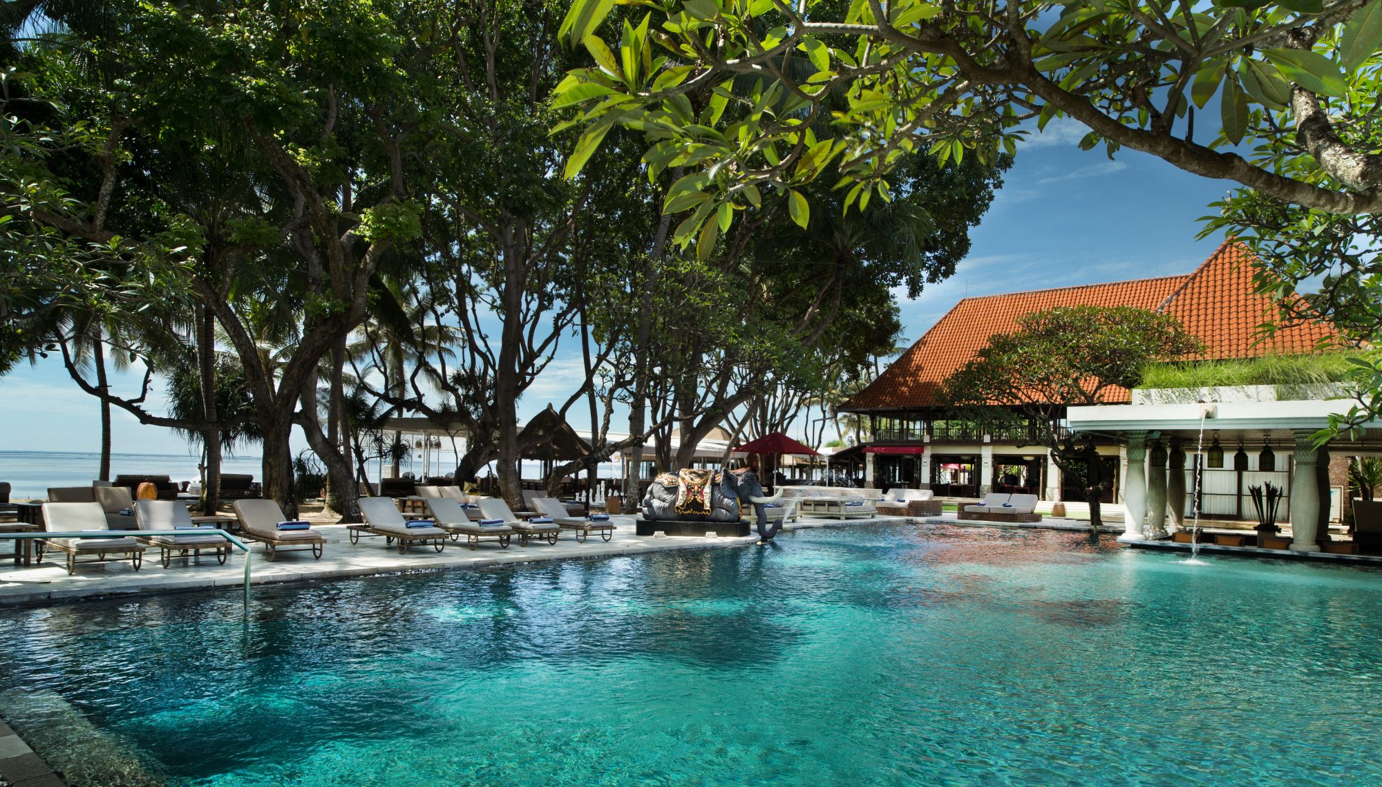 Puri Santrian in Südbali:  Main Pool