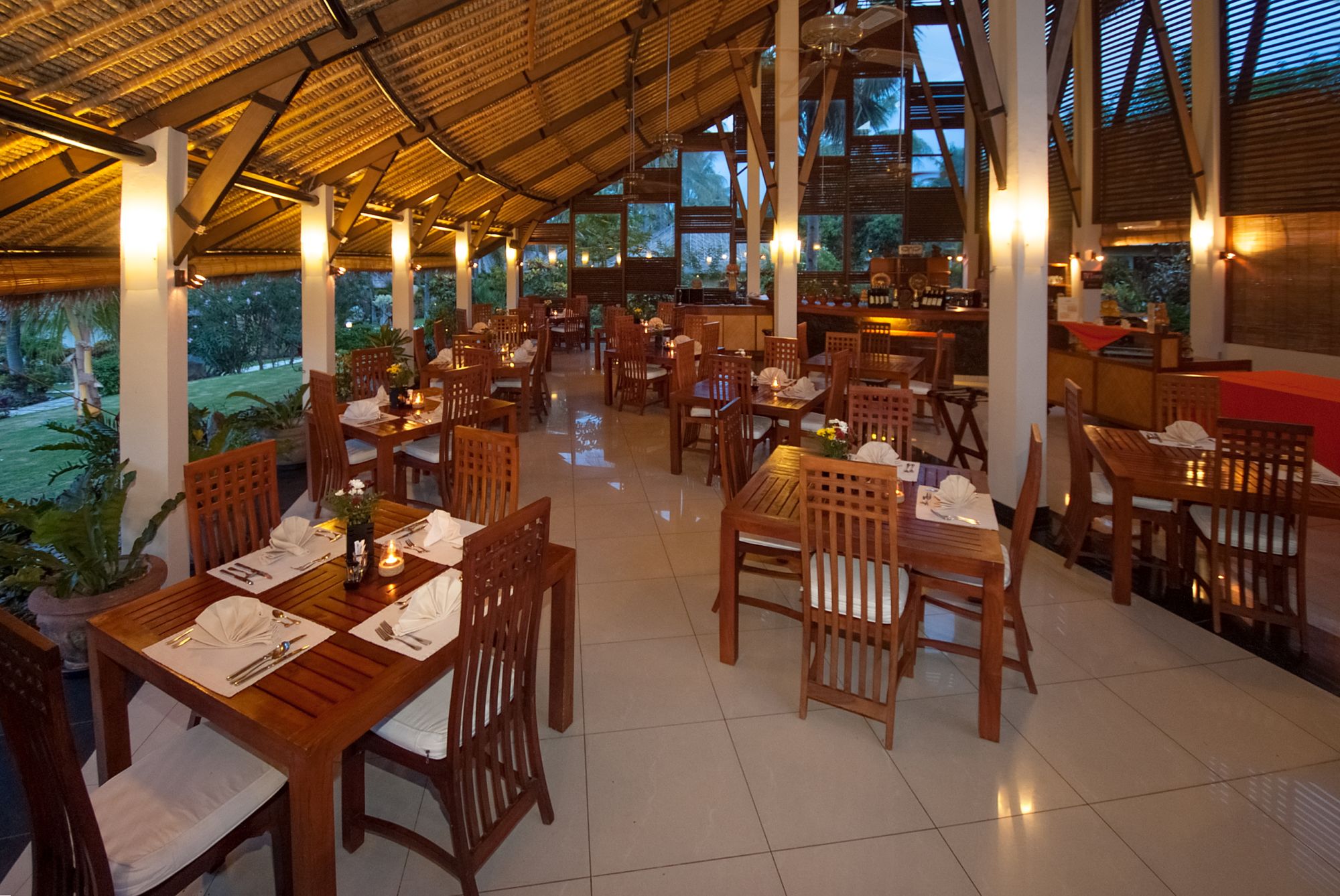 Siddhartha Oceanfront Resort & Spa à Ouest de Bali: Restaurant