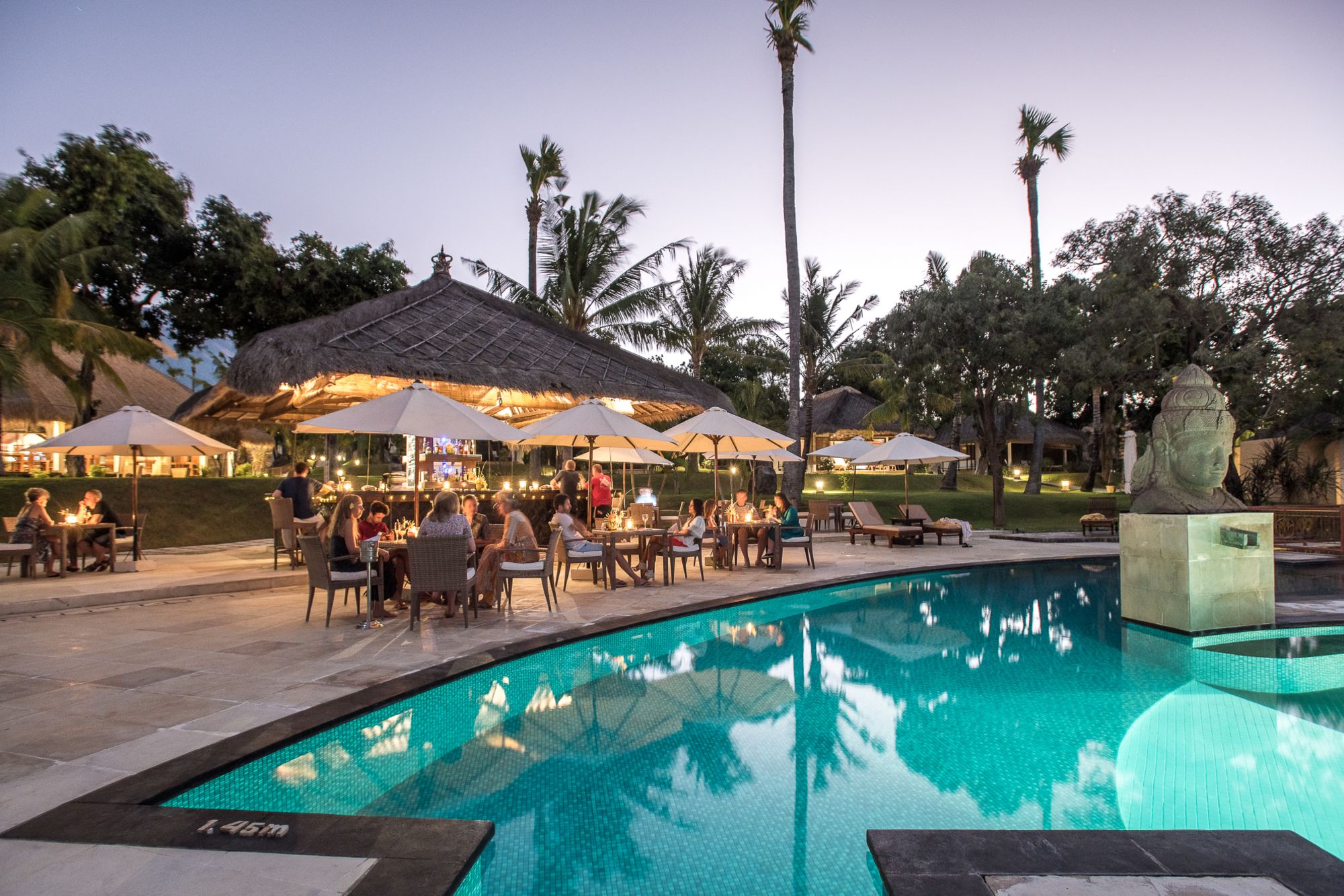 Siddhartha Oceanfront Resort & Spa à Ouest de Bali: Pool Bar